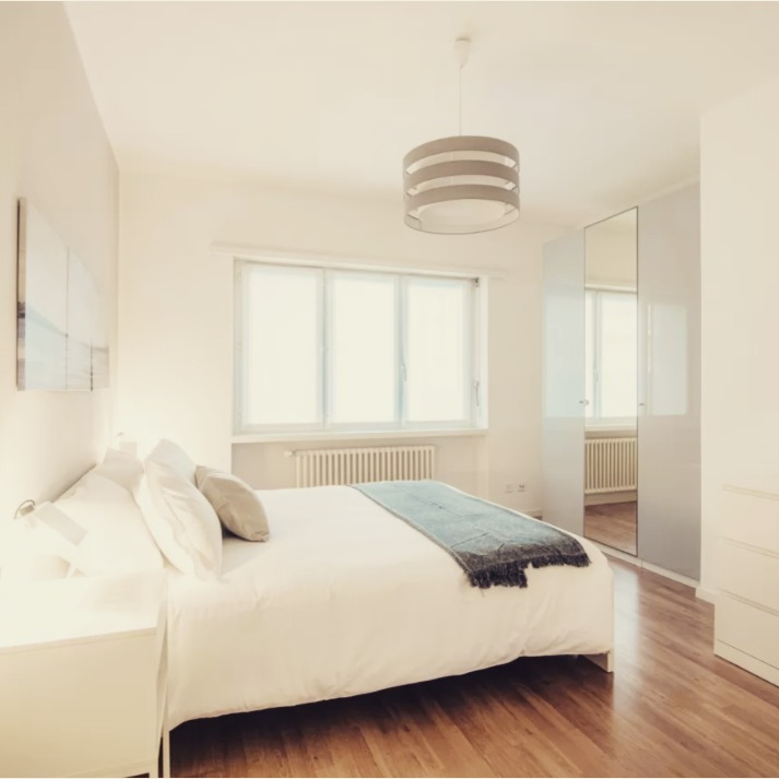 Last Minute Karneval in Lugano
13.–16. Februar 2026
Du willst Karneval mal anders erleben?
☀️ Palmen statt Konfetti
🍷 Aperitivo statt Trubel
🌊 Lugano im Winter – elegant & entspannt
Gemütliche Unterkunft für 2 Personen
CHF 350 total für 3 Nächte
✔️ inklusive Reinigung
➕ Vor Ort zu bezahlen:
▫️ Kaution: CHF 300
▫️ Citytax gemäss Gemeinde
Perfekt für Paare & Genussmenschen
Ideal für ein spontanes Karnevals-Getaway
Zentrale Lage, Dolce-Vita-Vibes garantiert
DM für Details & Buchung
Last Minute – nur einmal verfügbar!
#Lugano #KarnevalInLugano #LastMinuteLugano
#TessinLiebe #WeekendGetaway #SwissDolceVita