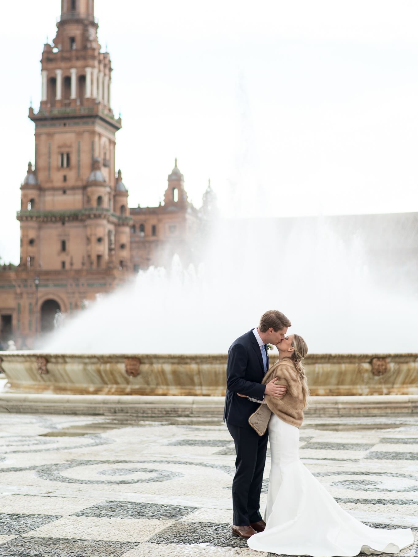 Love, briefly mistaken for celebrity. A crowd gathered to watch their first look and it was so sweet. Forever obsessed with this day an their love story.
#spain #spainweddingphotographer #spanishwedding #destinationwedding #destinationweddingphotography