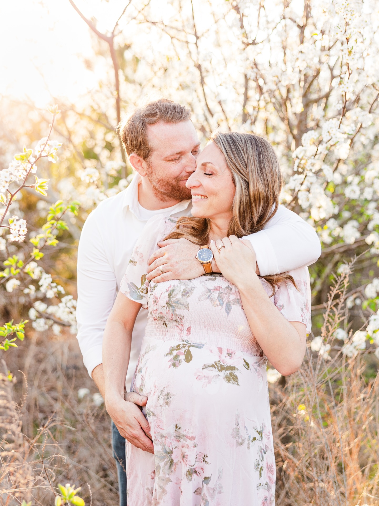 This weather has me dreaming about warmer days & spring blooms 🌸
Florals don’t stick around long in Hampton Roads, so if you’d love them in your session, now’s the time to reach out and get on my spring calendar!