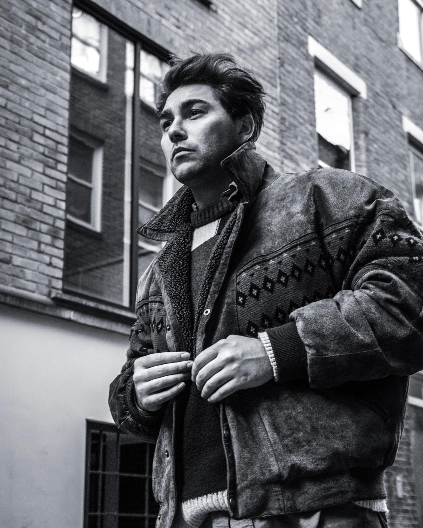 To one kingdom I come now the other kingdom’s done. Belter of a race in Bahchrain! What a great time to be a fan of the zoomy zoomies. United Kingdom for Kingdom of Saudi Arabia next. #salaamaleikum 📷 @marcosaias_photography @networkartistmanagement