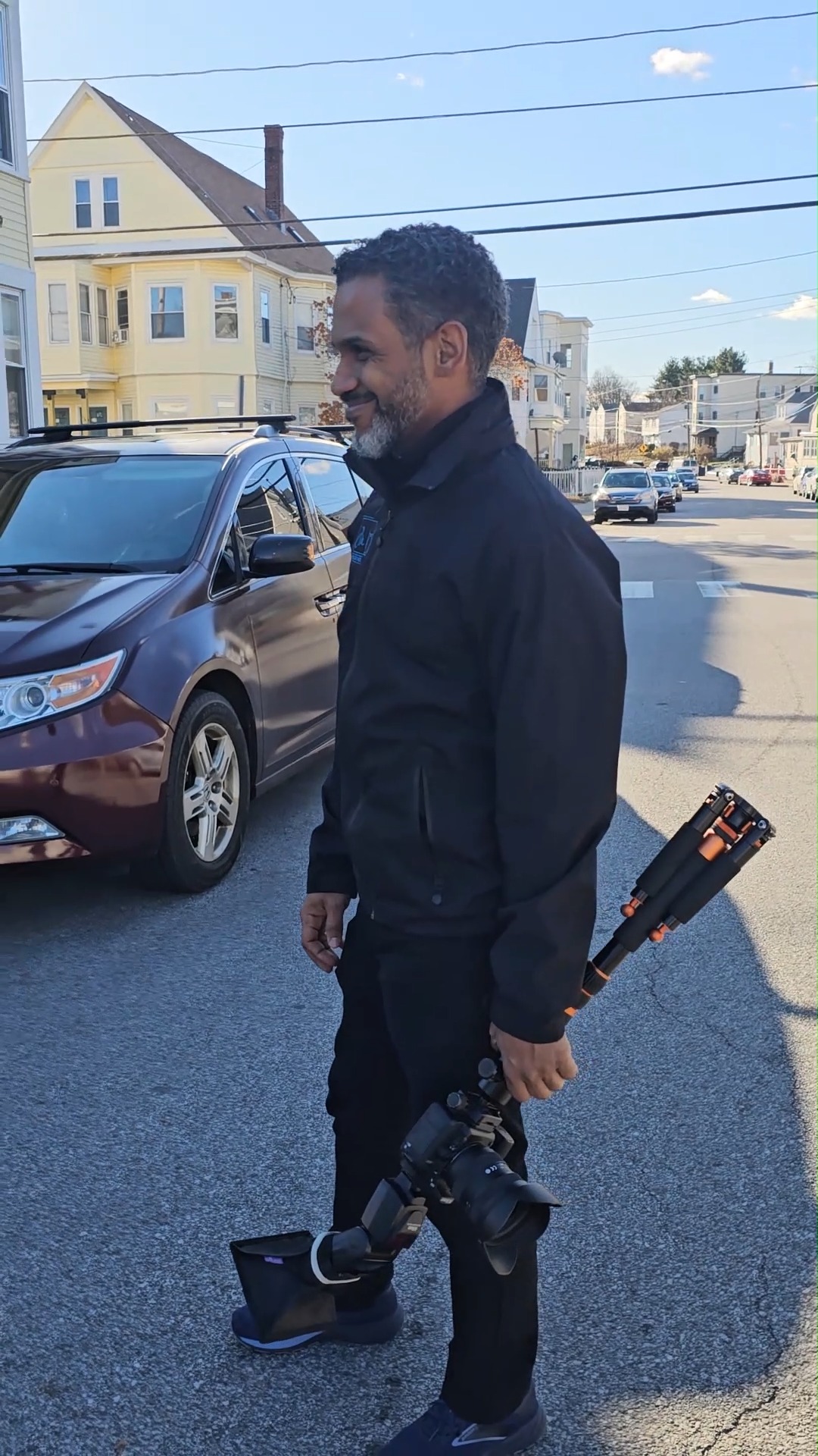 What you see online is the final result.
What you don’t see… is this BTS moment right here 👇
Then the edits pop, and the property finally speaks. 🏡✨
#PropertyStorytelling #RealEstatePhotoshoot #BTSReel #MarketingHomes #JMRealEstatePhoto