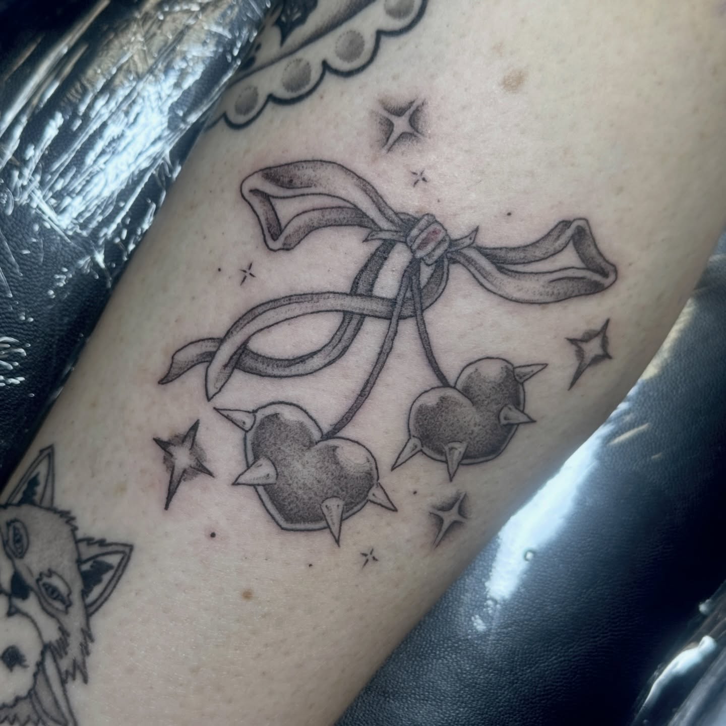 For one of my sweetest clients that has so much of my flash 🍒✨ anotha one! Thank you always Jess 💥
Made at @electricavetattoo.atx
.
Swipe for some healed work!
Got a plenty and more on my website and page. Let me know! Submit a form to book through the link in my bio for your next flash piece or custom. I love those too❣️
I’ll be getting to new requests and emails here in a moment.
Thanks for looking!
#atx#atxtattoo#cherrytattoo#blackwork#finelinetattoo