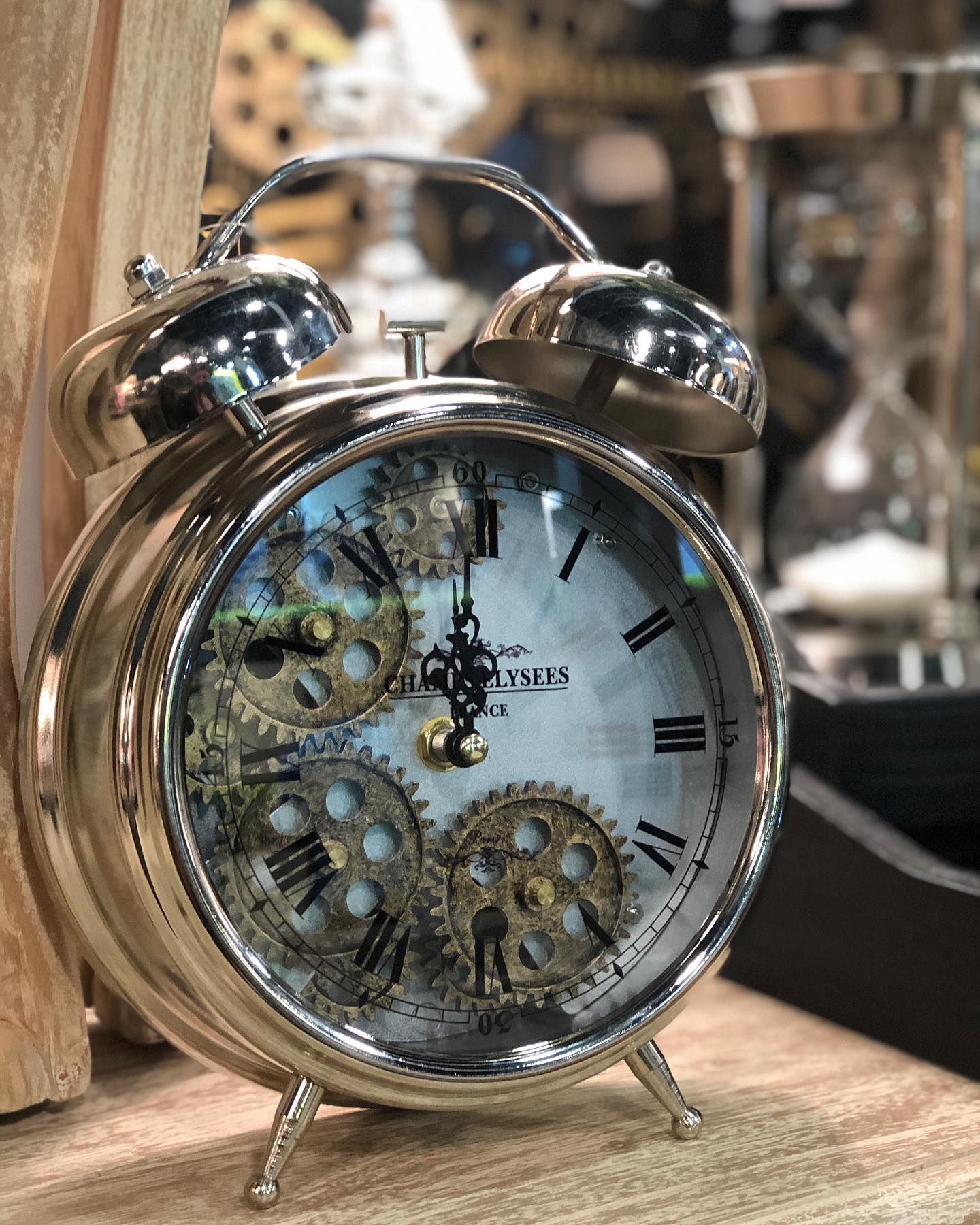 Time is ticking away on Day 4! Come and see us at stand A144 for some last minute deals @reedgiftfairs @theretailquarter #interiordesign #clocks