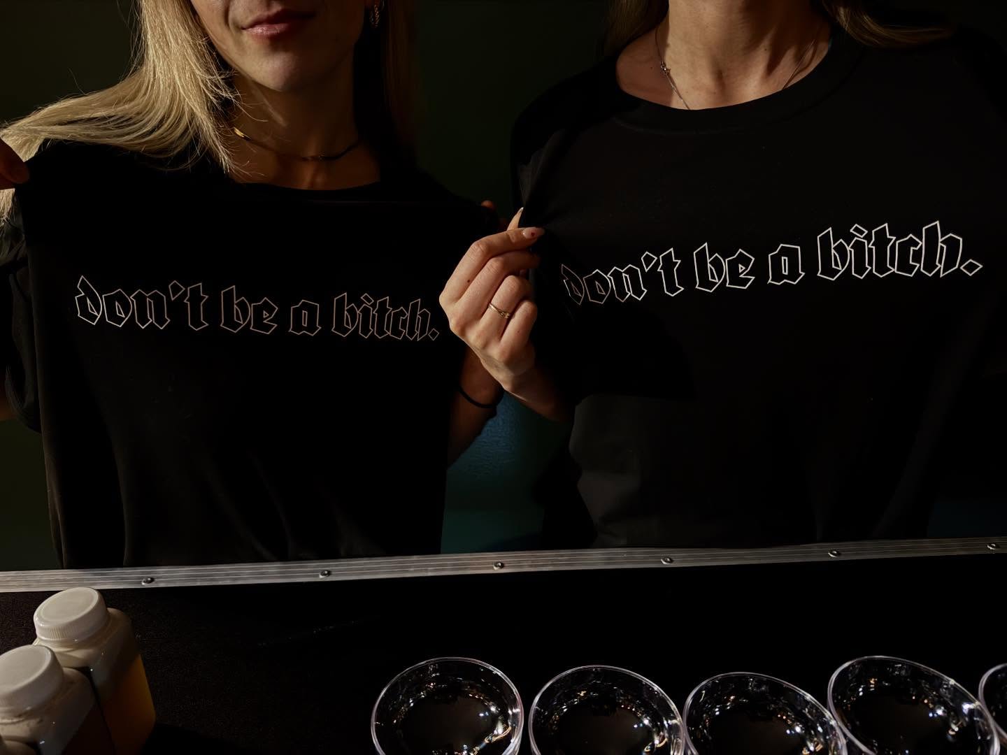 Roses are red.
Violets are blue.
Don’t be a bitch.
Happy Valentine’s to you. ❤️
#valentinesday #pilates #tunnelpilates #dontbeabitch #hotpilates