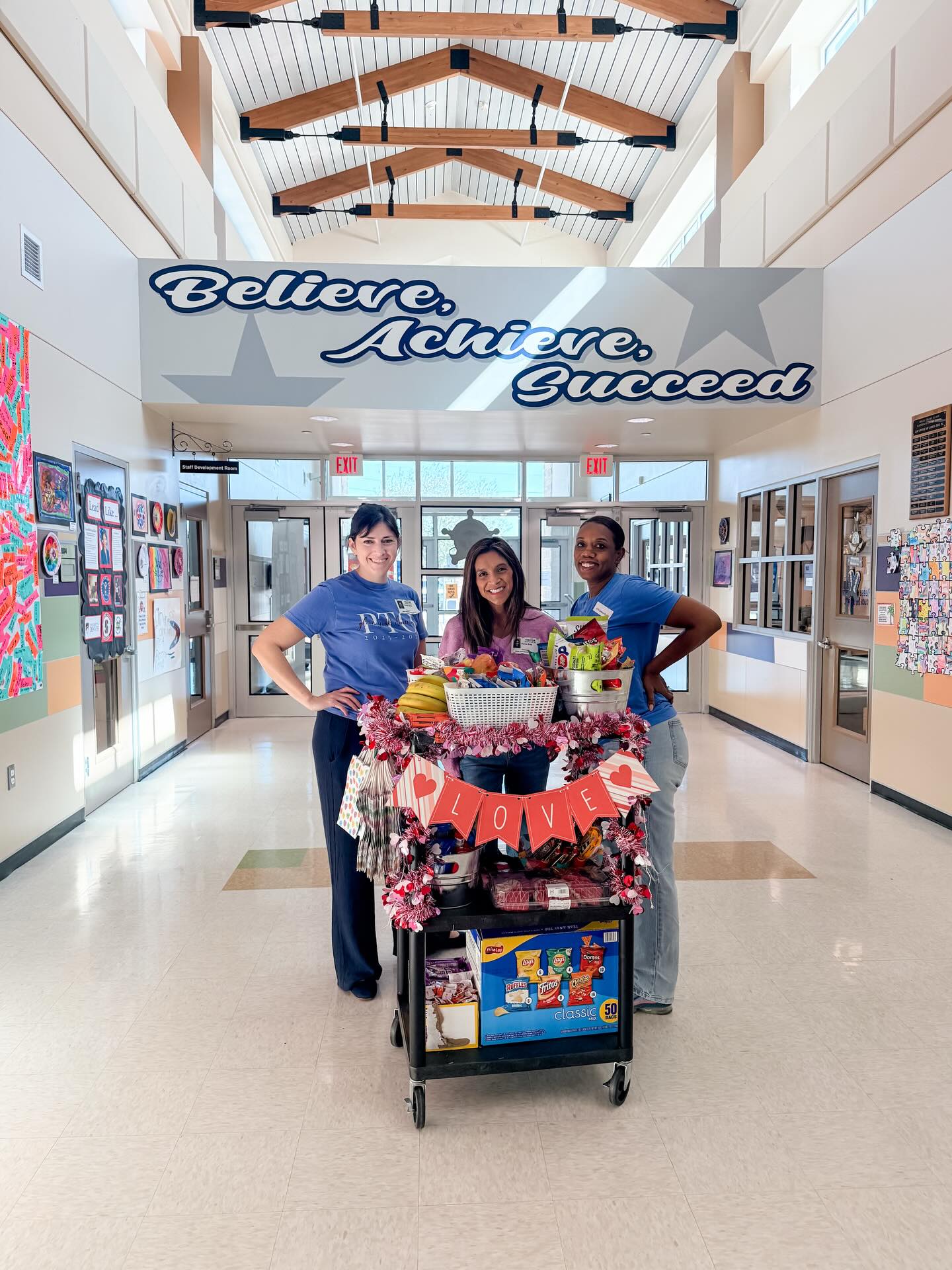 PTO has been busy! Last week we supported our amazing UIL students with treat bags to enjoy during the competition. The Teacher Appreciation committee also treated our teachers to room service! They got to pick a drink and snacks for a mid-day boost! Go GYE!