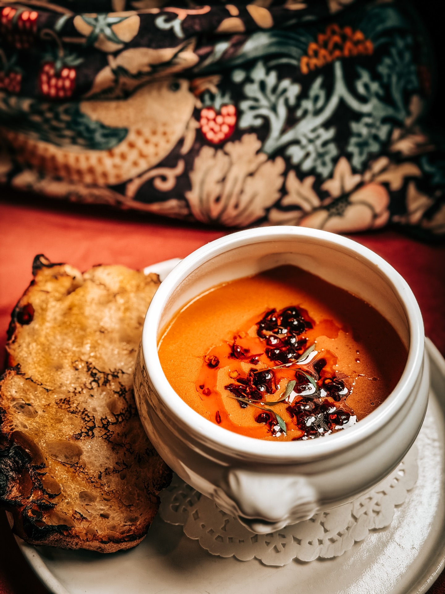 Tell us there’s something better than a warming bowl of soup on a grey, chilly day 😍
Oh and have you claimed your £10 voucher yet? Click the link in our bio to subscribe to our newsletter and receive a £10 voucher. T&Cs apply.