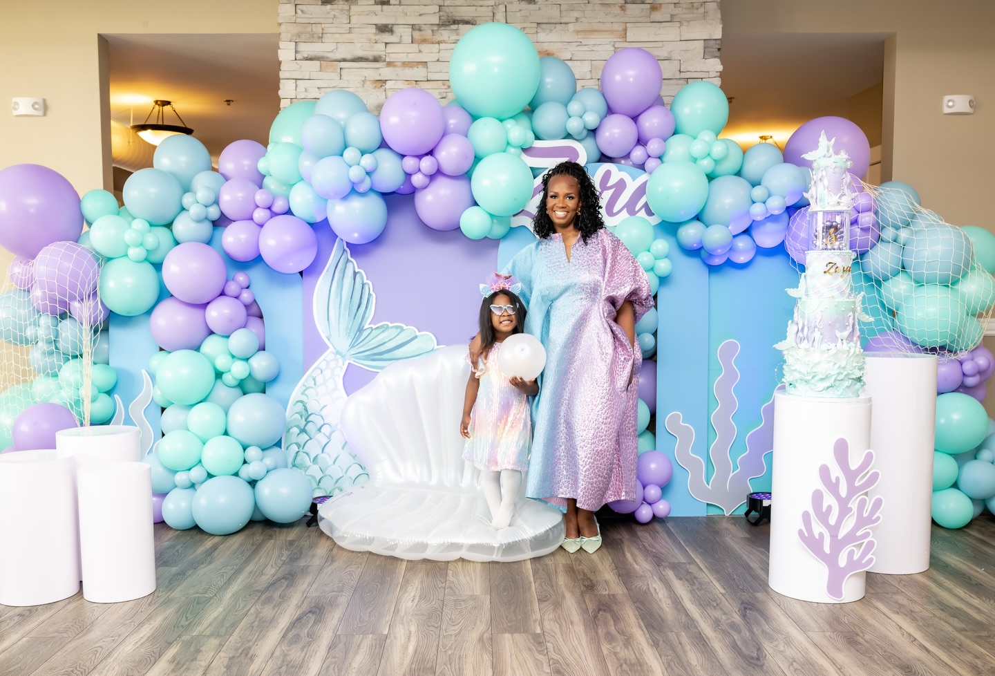 By the look of that smile her face, I’d say Zara’s Dive into Five birthday was a success!!
We’re excited to bring your next event vision to life! Inquired via our website, setupbysid.com, or via on the link in our bio.
#rvaballoons #richmondballoons #mermaidbirthday