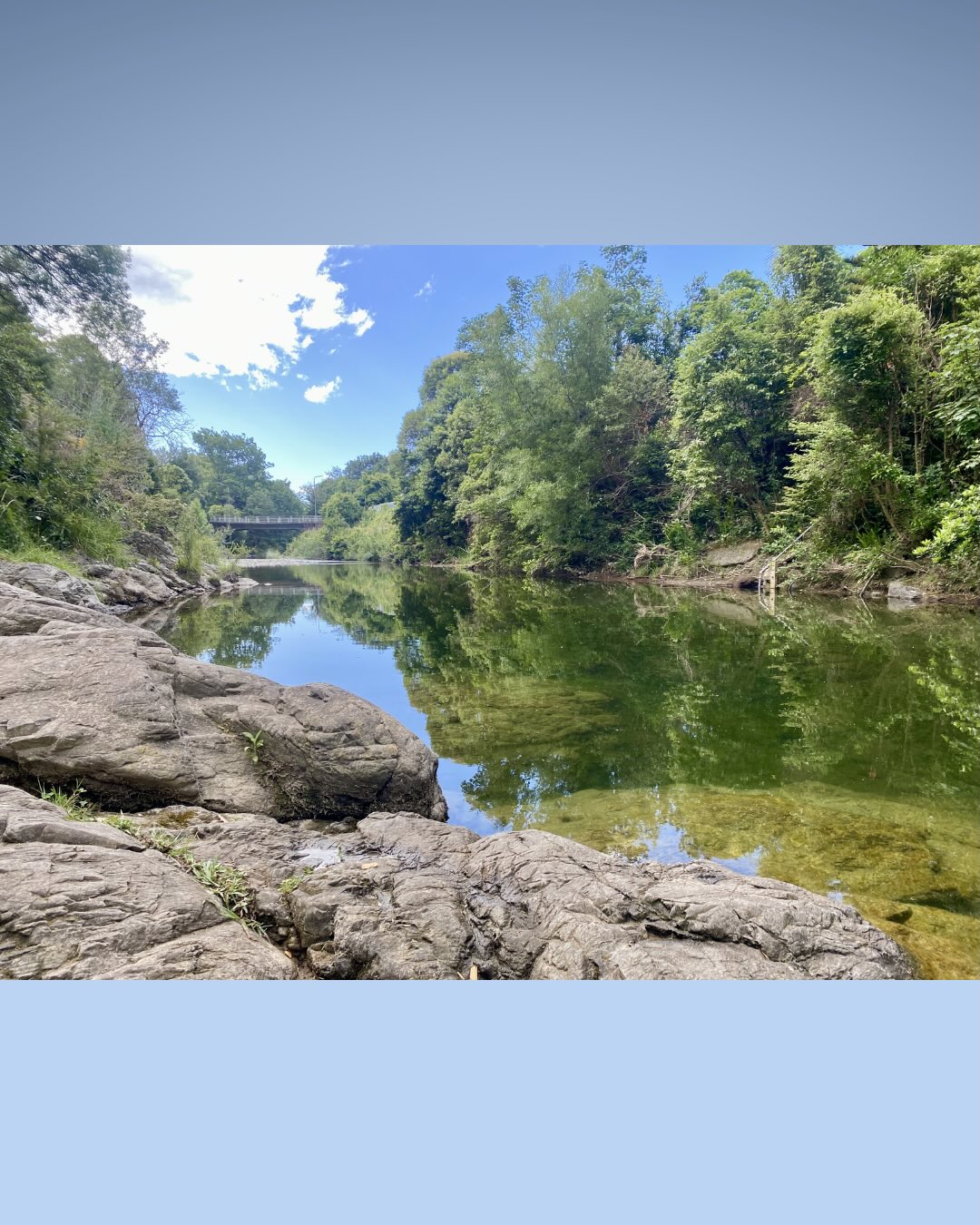 Mega #flashbackfriday - back in the homeland, Aotearoa / New Zealand for a wonderful 2-week summer break, late December > early January:
1: Maitai River, Nelson
2: Pinot with a view at Mum’s
3: Mum & Son, day of arrival
4: ☕️ with Ludwig
5: 🎸 time with cousins
6: Tata Beach, Golden Bay
7: Wainui Falls
8: Totos Café 👌🏻
9: Mum’s bach, Tata Beach
10: Dad & Sisters, Wellington
.
.
.
#newzealand #aotearoa #summer #holiday