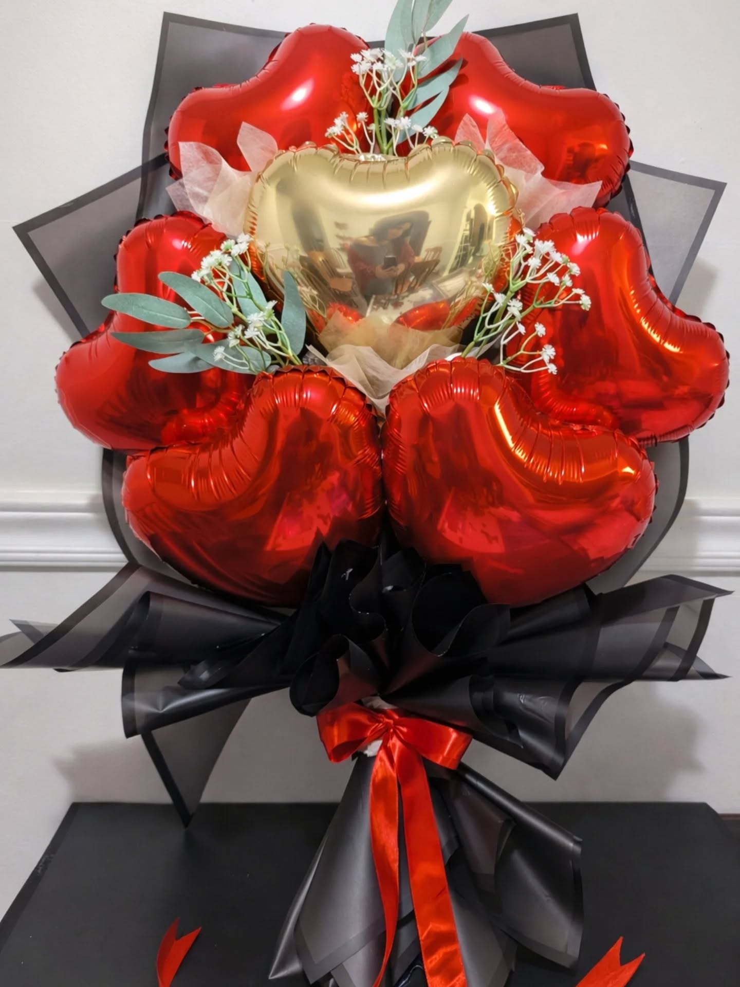 ❤️ A statement of love, wrapped in luxury. ❤️
Bold red hearts, a gold centerpiece, elegant black accents and delicate floral touches — because ordinary gifts are not enough.
This bouquet is perfect for:
✨ Valentine’s Day
✨ Anniversaries
✨ Romantic surprises
✨ Luxury birthday gifts
Custom options available ✍️
Delivery in Halifax & surrounding areas 🚗
DM to reserve yours — limited availability 💌
Pop & Party Studio 🎈
#HalifaxNS #HalifaxNovaScotia #BedfordNS #NovaScotiaSmallBusiness
#HalifaxEvents SupportLocalHalifax ShopLocalNS
BalloonBouquet LuxuryBalloons BalloonDecor
ValentinesDayGift AnniversaryGift RomanticGift
GiftIdeasForHer GiftIdeasForHim
EventStyling LuxuryDecor PartyStylist
SmallBusinessCanada WomenOwnedBusiness
LoveInHalifax