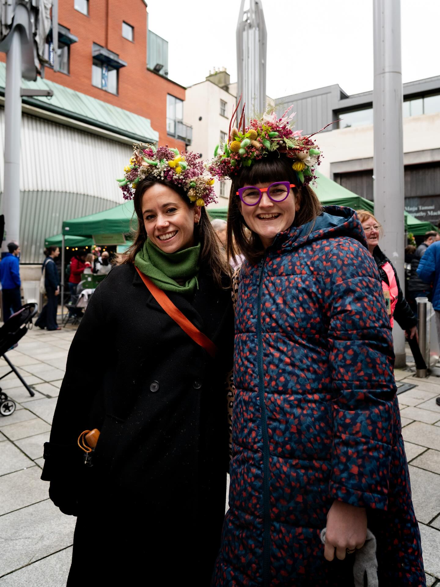 Spring arrived early in Temple Bar, just in time to celebrate St Brigid 🌸
The 4th annual Imbolc Fair was a day of music, food, flowers, wreath making and community 💫
Here’s to celebrating women and the season of new beginnings together!
@dublin_ie @dublincitycouncil
#templebar #lovetemplebar #imbolcfair #wearedublin #dublin