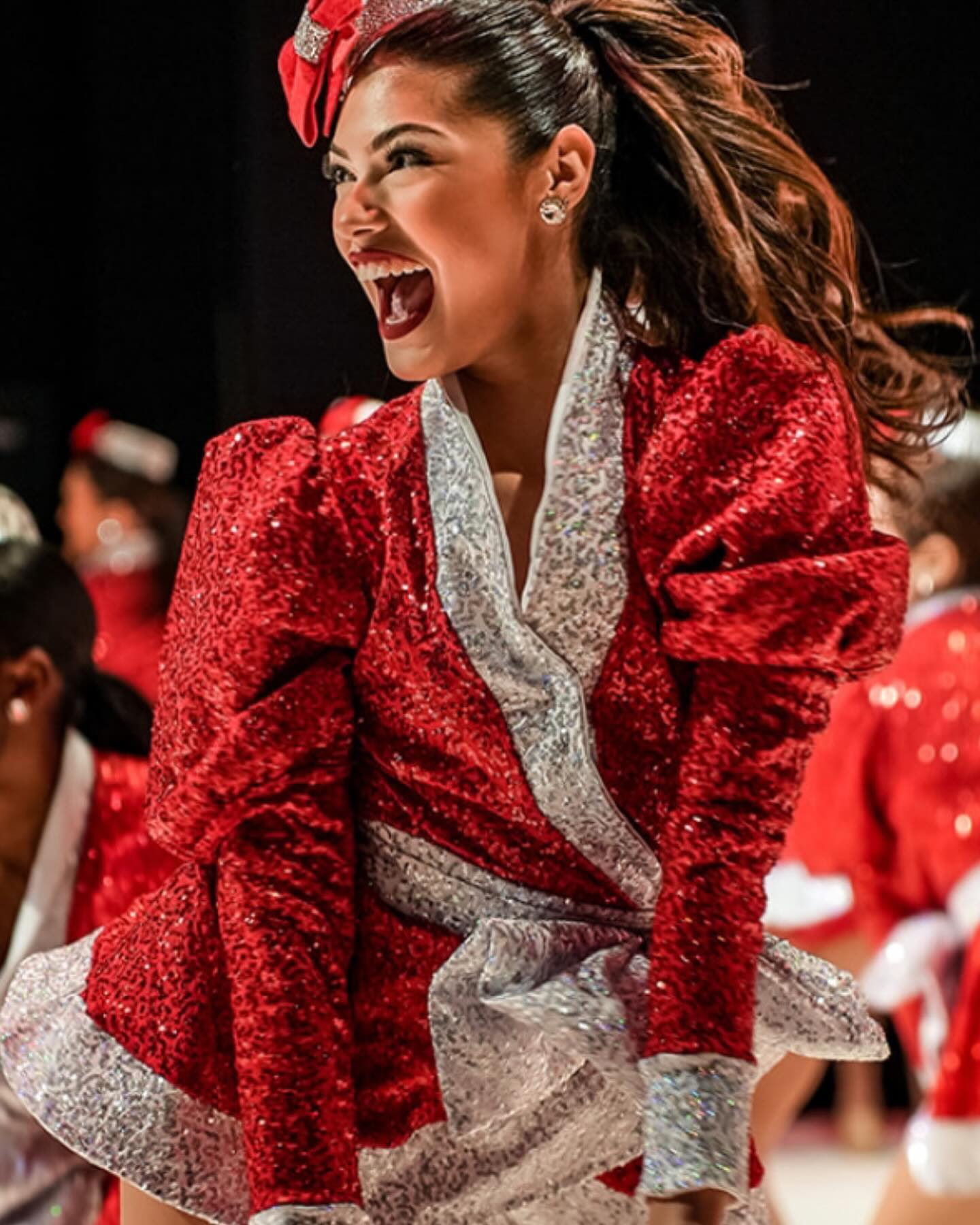 🎄May all your Christmas wishes come true! Can’t wait to see you SPARKLE in the new year! 🎄
XOXO,
SPARKLE