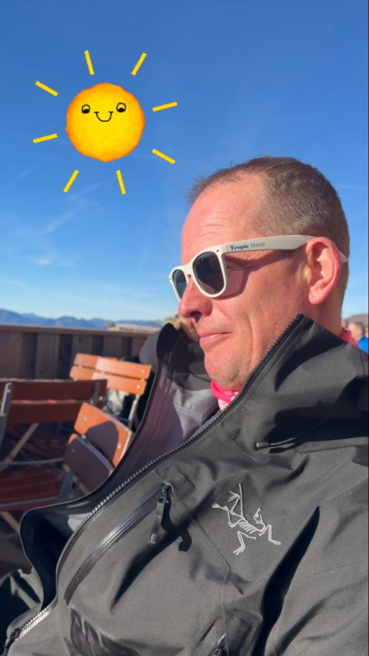Sonnenbrille auf - Die Welt ist in Ordnung. 😎
Habt ein sonniges Wochenende! 🌞
____________________
Sunglases on - everthing fine. 😎
Have a sunny weekend! 🌞
____________________
#tropicmarintanks #tropicmarin #tropic_marin #sunglasses
#instyle
@tropic_marinarg @tropicmarinusa @tropic_marin_cr @tropicmarinbr @aqua.united.gmbh