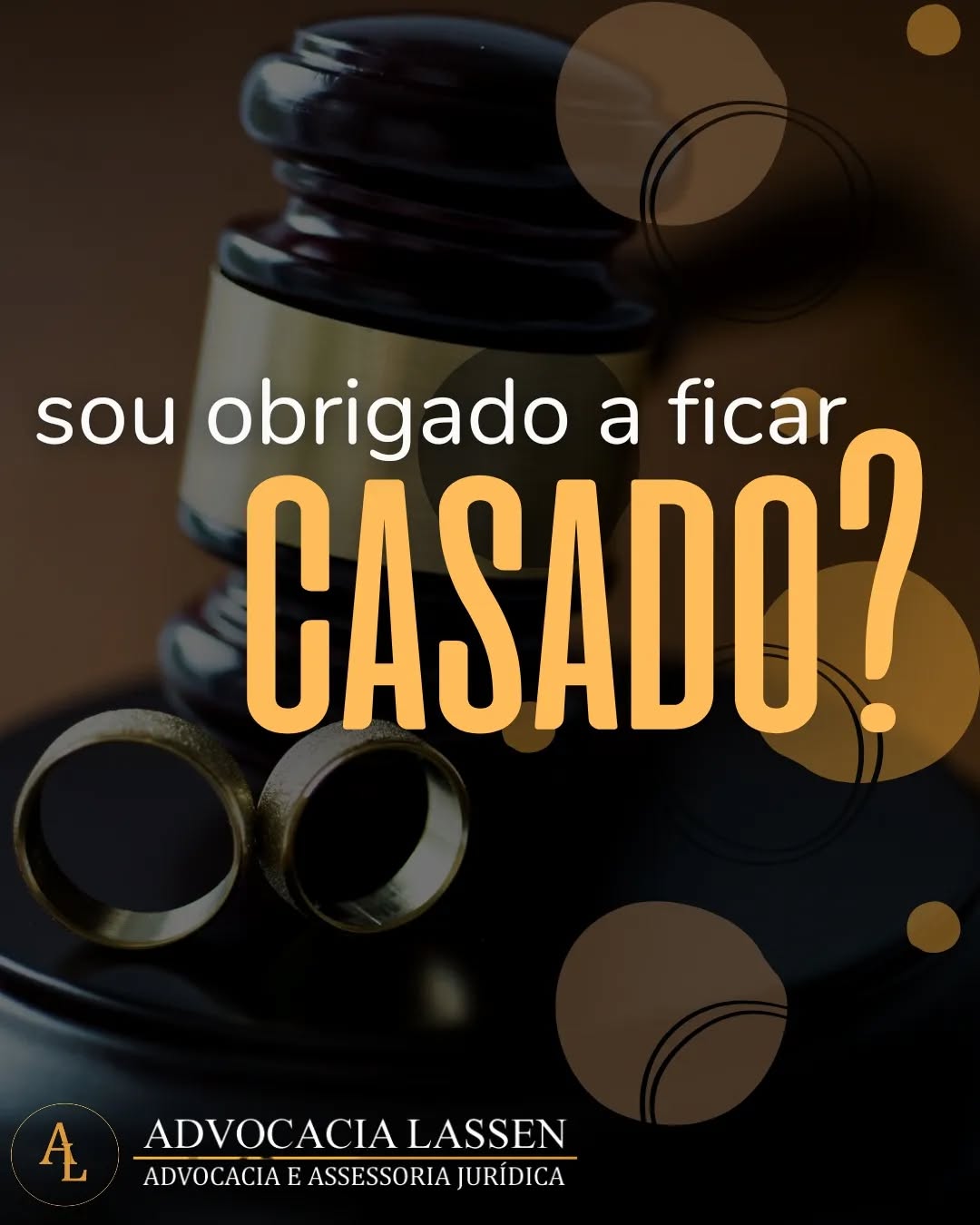 É comum uma das partes não querer se divorciar, mas como fica nesse caso? A outra parte é obrigada a ficar casada? A resposta é NÃO!
Para casos em que as partes não concordam, seja com o fim do casamento ou com outros pontos, como por exemplo a divisão dos bens, existe o DIVÓRCIO LITIGIOSO.
No divórcio litigioso é o judiciário quem concede a separação, uma vez que ninguém é obrigado a permanecer casado.
#advocacia
#direito
#casamento
#divorcio
#separação