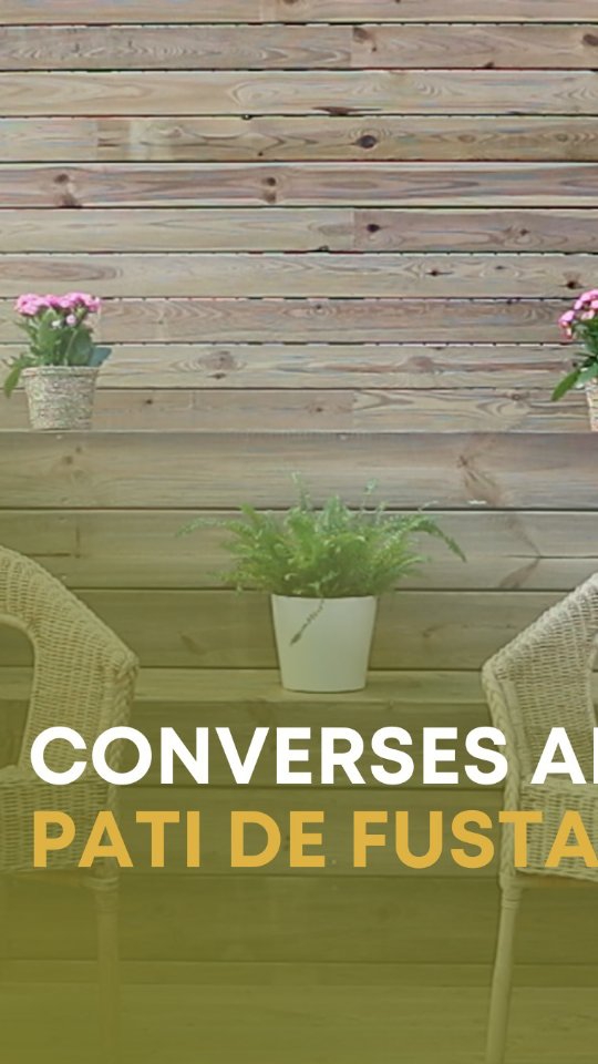 Alumnes, exalumnes, docents, pares i mares parlen de la nostra escola. Voleu saber què en pensen? Us convidem a gaudir d'aquest recorregut testimonial des del pati de fusta del nostre centre! 🌿