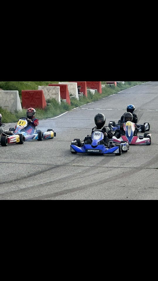 All the photos from our first race kicking off the 2026 season coming soon.
Special shoutout to @c.marie.photography for capturing these moments!
#karting #kartracing #kartinglife #parolinusa #race