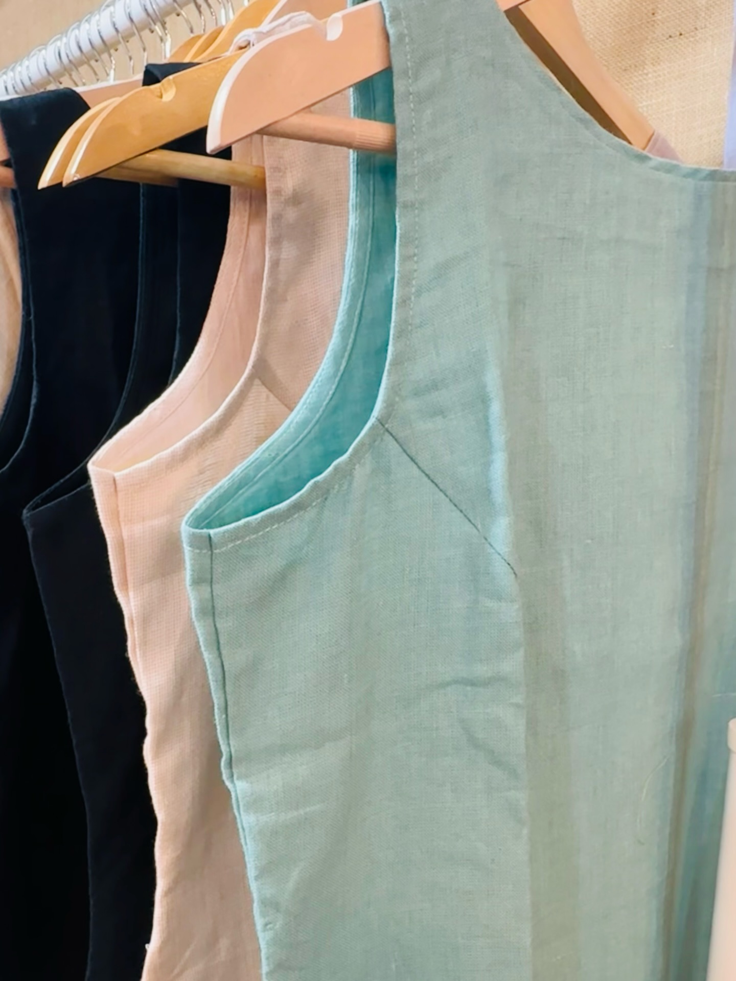 Timeless elegance, crafted in pure linen.
Our newly launched dresses for women celebrate understated luxury—clean lines, natural textures, and effortless grace.
Classy pieces designed to make a statement, without ever being loud.
DM for more details
Coming soon at www.rikai.in
#linendressesforwomen#rikai#purelinen#blackdress