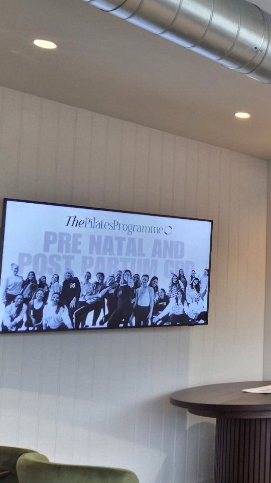 A great pre-natal and post-partum CPD day yesterday with @the_pilatesprogramme enhancing my knowledge, understanding and practical application ๐คฐ๐ป๐๐
Whilst my reformer qualification course covered considerations for pregnant and post-partum women, this CPD provided a much more in-depth coverage of all the dos, don'ts and special considerations.
#Reformer #ReformerPilates #Prenatal #Postpartum