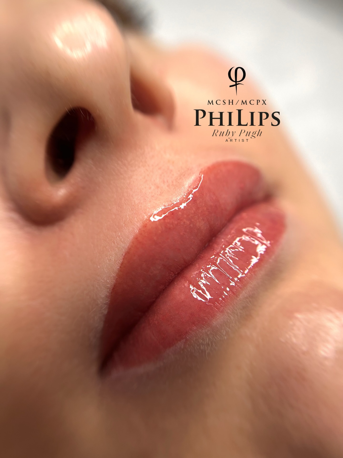 Lip blush inspo 💋
If you have a favourite lipstick, lip pencil or even a saved inspiration photo, we're more than happy to colour match it. Every shade is custom mixed to suit your natural lip tone and personal preferences.
-
PhiBrows artist based in Ealing Broadway, West London.
Online booking / Consultation.
Please click the link on my bio 👆🏼
#lipblush
#lipbrushing
#liptattoo
#ealingbeauty
#ealingbroadway