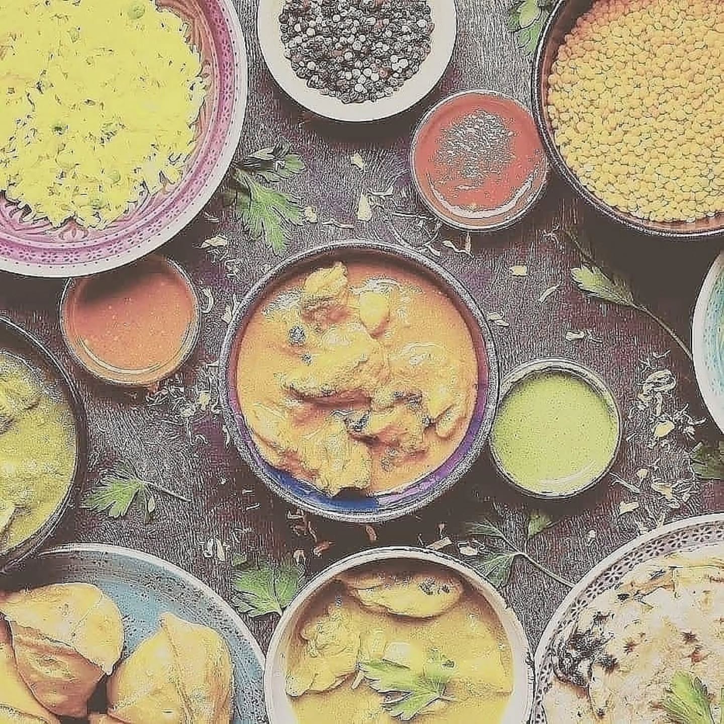 This Thursday is Curry Night
Enjoy three homemade Curries all served with Basmati Rice and Naan along with a selection of Indian starters and poppadoms
Curry choices this time are
Chicken Makhani
Beef Rogan Josh
Roasted Vegetable Balti
Give us a call to book 01536 770268