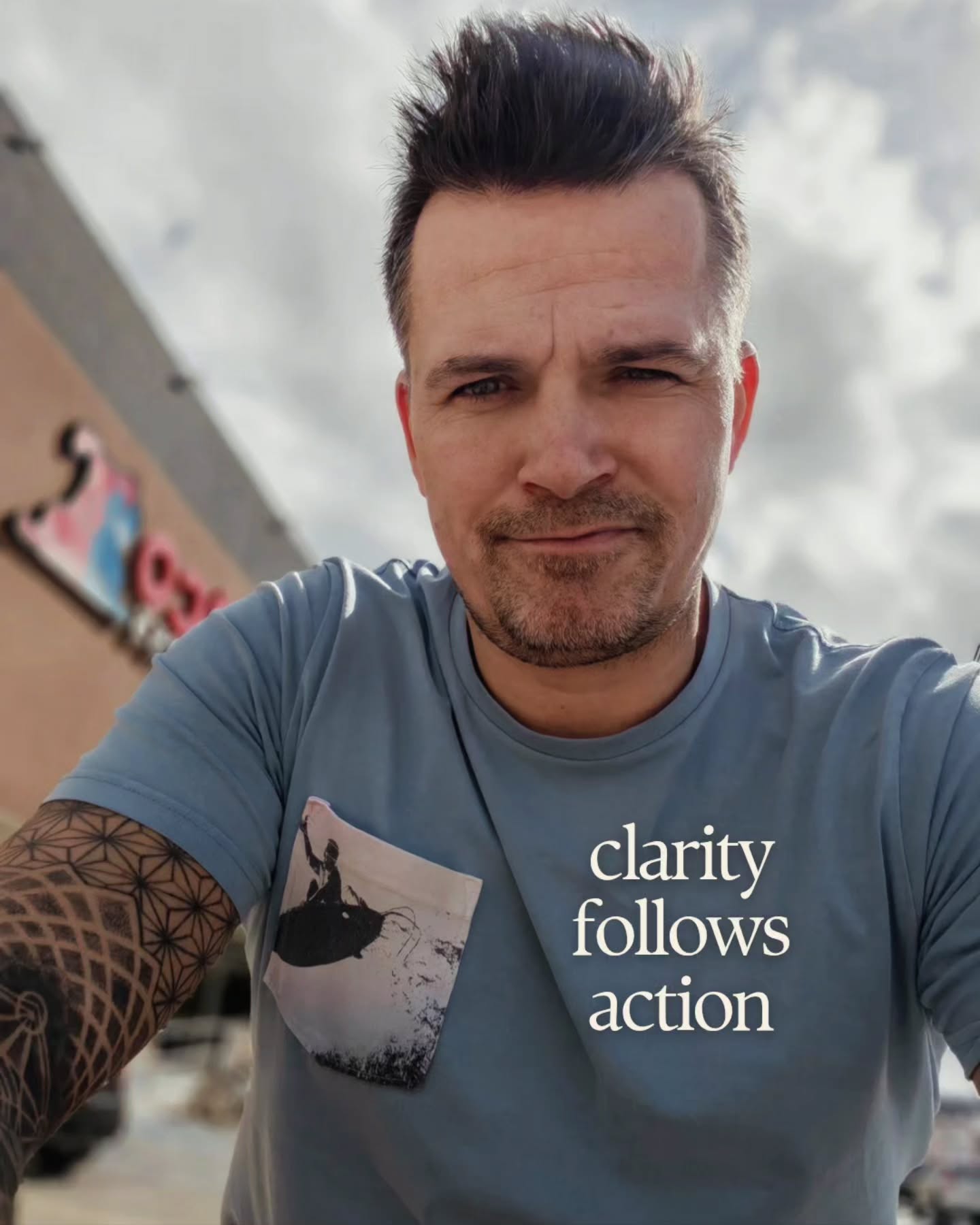 “As you start to walk on the way, the way appears.”
Clarity doesn’t come before action. It follows action.
If you’re waiting for the perfect moment, try this instead: take one small step today.
One message. One decision. One breath.
What’s your “one step” today?