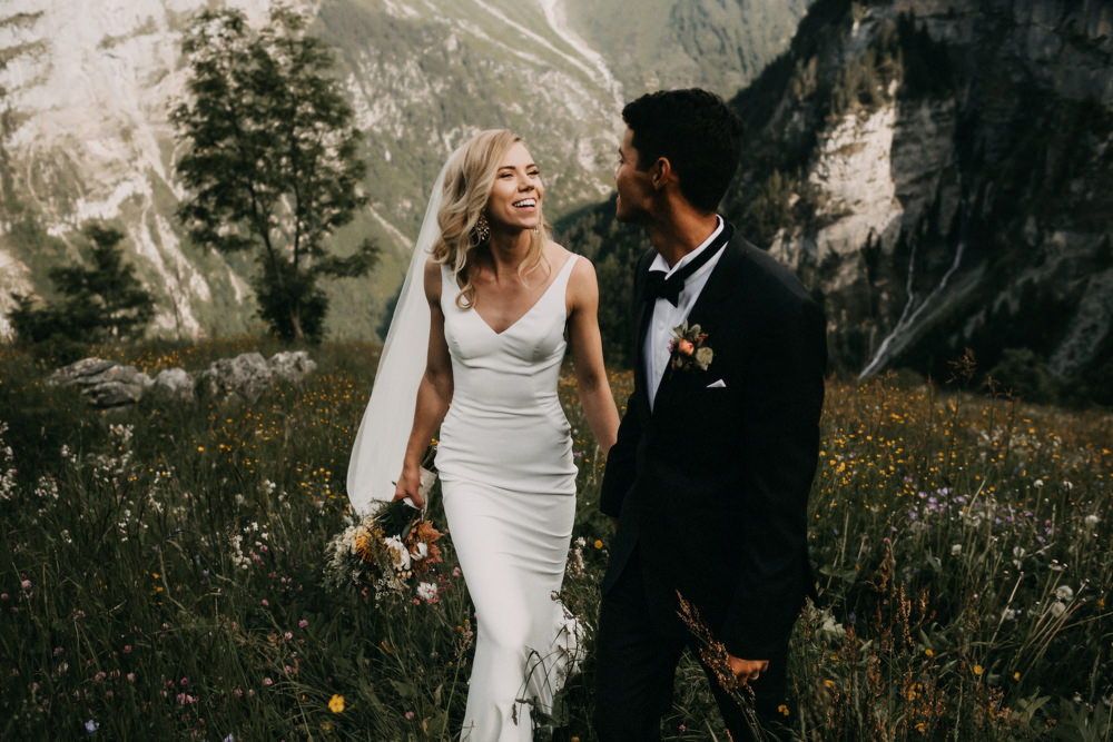 Some love stories don’t arrive loudly.
They grow quietly, patiently, in shared mornings and whispered dreams. They are built in small gestures, in gentle courage, in choosing each other even on uncertain days.
This is not just a walk.
It is two souls moving forward with trust.
Side by side. Heart to heart.
Sometimes, it’s worth pausing
and asking yourself:
Where is your love leading you?
𝘛𝘩𝘪𝘴 𝘸𝘦𝘥𝘥𝘪𝘯𝘨 𝘪𝘴 𝘧𝘦𝘢𝘵𝘶𝘳𝘦𝘥 𝘰𝘯 @friedatheres
Conception, Planning, Design: @gaeadesignevents
Florals: @gruenraum_winterthur
Photo: @kreativwedding
Dress: @enzoani
MUA: @sinemyavsaner_makeupartist
#reallytho #relationshipadvice #DearFutureWife #marriagegoals #thatpart #lovingyou #factsonly #truestory #reallove #LoveLanguage #truthbetold #worththewait #LoveLanguage #dearfuturehusband