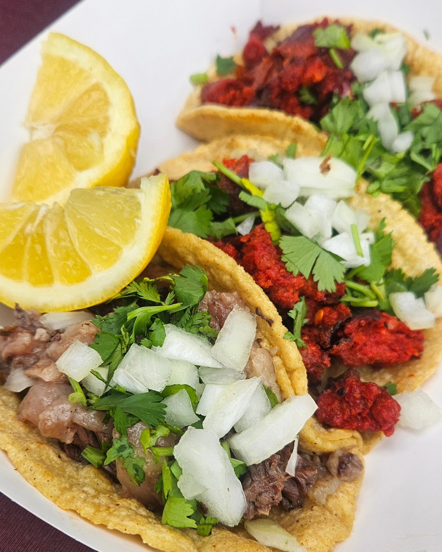 Yes they are handmade and delicious ๐
.
.
.
.
#elchaparritotacos #tacos ##alpastor #chorizo #cabeza #popup #farmersmarket #thevalley #818nightmarket #818 #LA #thevalley #LA #food #mexicanfood #streettacos #handmadetortillas
