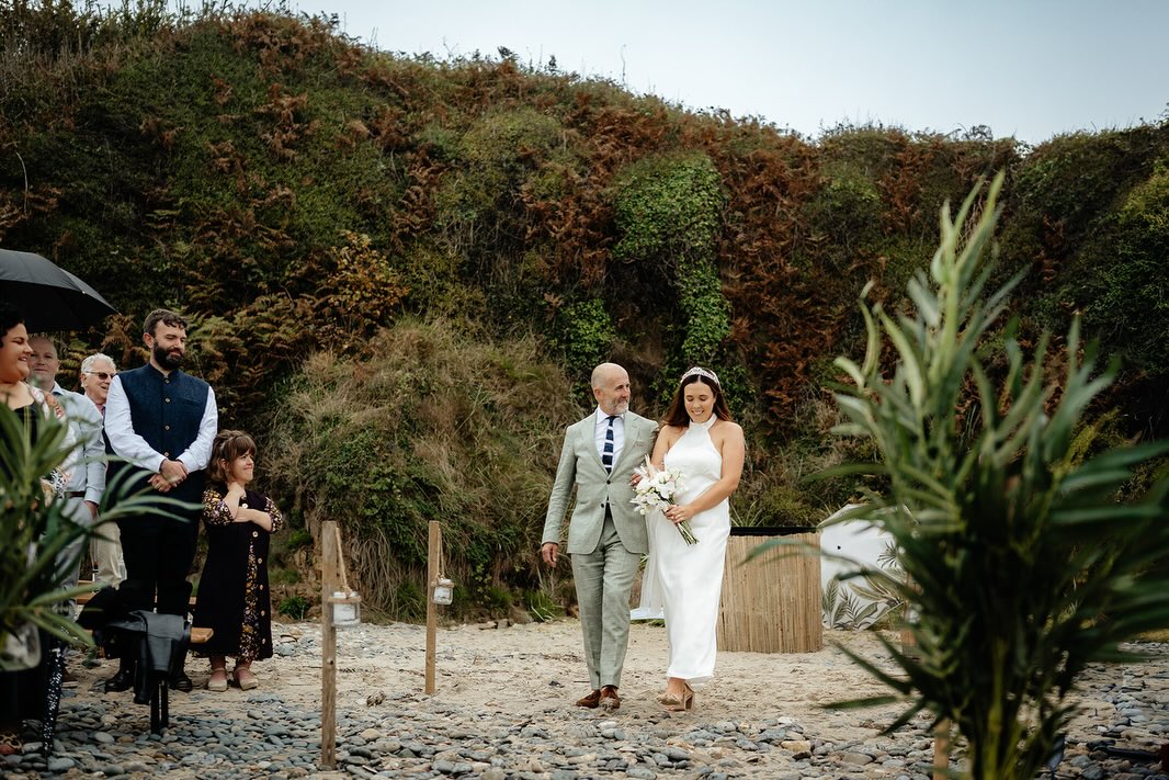 Rachel & Cian’s day was the kind that reminds you what weddings are truly about 🤍
Typical Irish weather greeted us on the Wexford coast — wet, wild and wonderfully windy — not a hint of the “Sunny South East” in sight. But not for a second did it dampen the joy, the laughter or the love that surrounded this beautiful couple.
From meeting on Bondi Beach to saying “I do” on an Irish shoreline, their story came full circle in the most meaningful way, with their two boys by their side and their nearest and dearest wrapped around them. Every supplier pulled together to make sure their vision came to life, no matter what the skies had planned.
It was precious, heartfelt and unforgettable — and I was so honoured to play a small part in it all. ✨
Photographer | @lisachonier
Ceremony Music & Sound | @liam_byrne_musician
Decor, Florals & Drinks Reception on Beach | @thehiddenbrookblooms
Venue | @seafieldhotel
#weddingplanner #irishbeachwedding #weddingdaycoordination