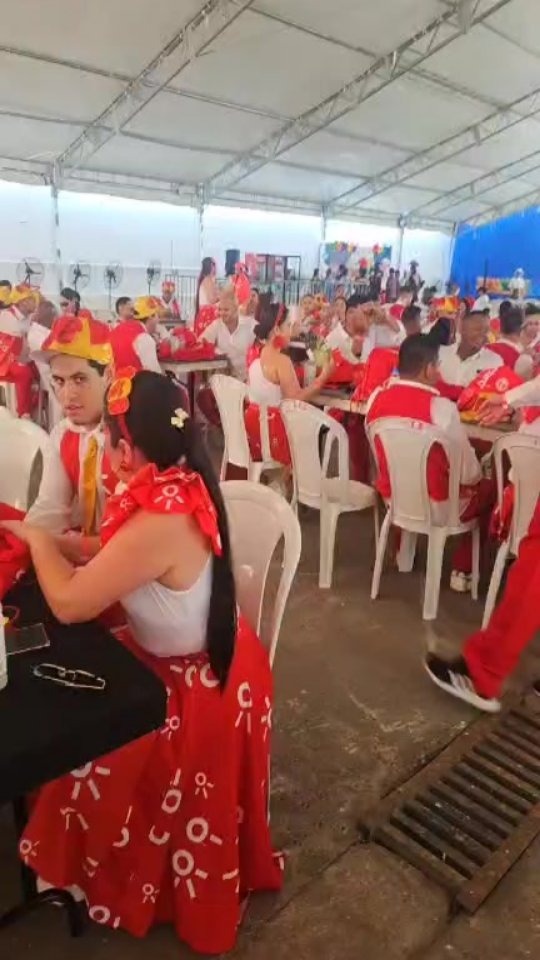 Getting ready to start!
This is special wellness area special designed for the groups to rest and get ready.
Wait for the moment to start can be long this are is a very good idea.
Carnaval de Barranquilla 2026 @carnavalbaq
NL Latin Soul Dance Team
Presente
Gracias @natymelendez22 por hacer esto posible y hacernos parte de tu comparsa.
@elsblouw @feline_yessica @pedroblij
#carnavaldebarranquilla #carnavaldebarranquilla2026