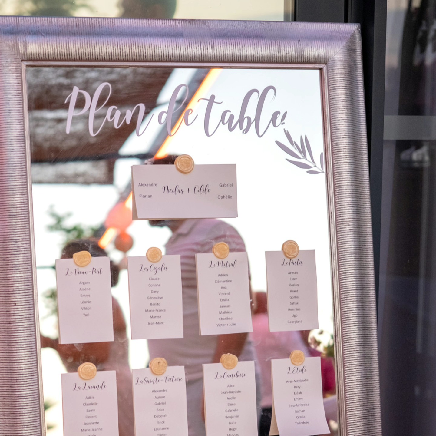 On aime le plan de table miroir doré froid un peu moderne qui rajoute une touche d'élégance sans faire toi much !
🏷Miroir irisé disponible sur notre site
📞 Réservez dès maintenant et laissez-nous vous aider à créer une ambiance unique
#LocationdedécorationdemariageMarseille#LocationdecorationdemariageMarseille#LocationdedécorationdemariageAixenprovence#Locationdecorationdemariageaixenprovence#Locationdedécorationdemariagepourrieres#Locationdecorationdemariagepourrieres#Locationdedécorationdemariagetrets#Locationdecorationdemariagetrets#Locationdedécorationdemariagerousset#Locationdecorationdemariagerousset#Locationdedécorationdemariagesaintmaximin#Locationdecorationdemariagesaintmaximin#Locationdedécorationdemariagevar#Locationdecorationdemariagevar#LocationdedécorationdemariageBouchesduRhone#LocationdecorationdemariageBouchesdurhône#Locationdedécorationdemariagepourcieux#Locationdecorationdemariagepourcieux#Locationdedécorationdemariageaubagne#Locationdecorationdemariageaubagne