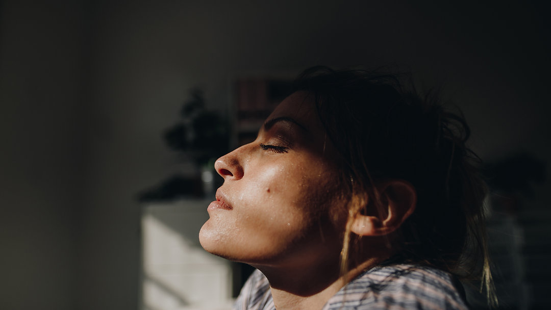 Overthinking holding you back? Analysis paralysis happens to the best of us. Try limiting options, setting a deadline, and taking one small step — treat choices like experiments and adjust as you go. Link in Bio #overthinking #mentalhealth #getunstuck