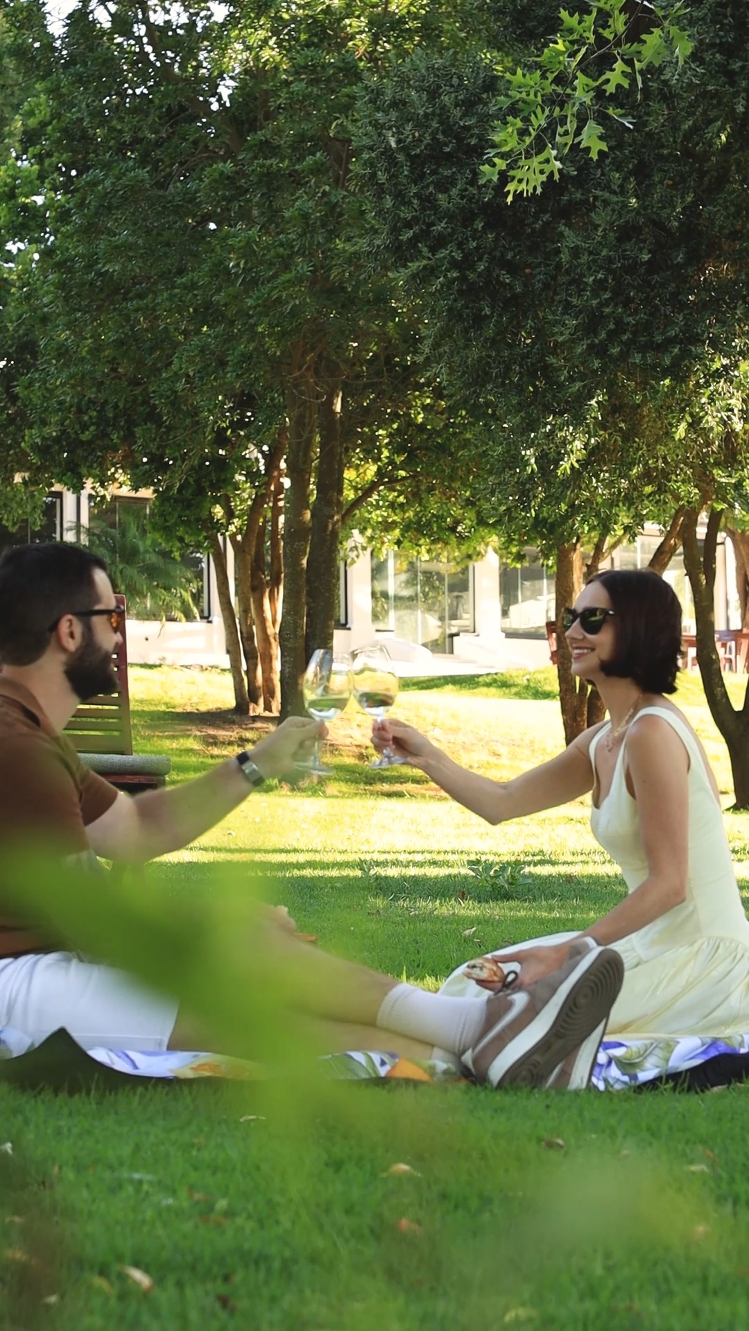 El Picoteo at Rhebokskloof Estate is hosting a full day of Valentine’s Day experiences, including breakfast, lunch with live music, candlelit dinners and twilight picnics in the vineyards.
No matter how you like to celebrate Valentine's Day, Rhebokskloof is offering something magical for everyone.
El Picoteo Restaurant will offer a set dinner menu in the evening, while the twilight picnic includes sharing baskets and live music. Wine specials will be available on the day - it's time to celebrate!
#WelcomeToOurHome #PaarlWineRoute #ValentineDay