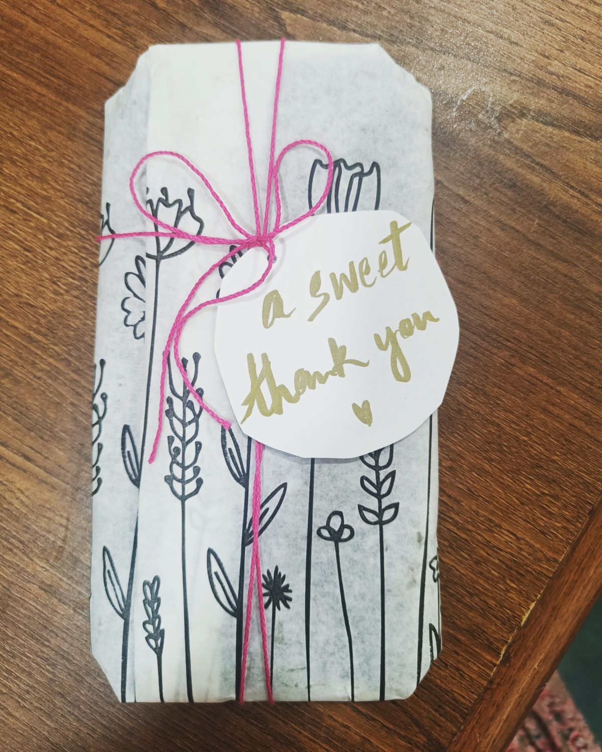 "I Love you more than chocolate". said no one.
Here, is Our chocolate almond bark, just the most special chocolate for your loved one or even for yourself!
A sweet thank you is all that is needed for your loved one :)
#vegan#purechocolate#almondbutter#handmadechocolate#wholesome#guitlfree#indulgence#valentinesdaygift#rustic#preservativefree#plantbased#nopreservatives#noadditives#consciousfood#delicious#desserttherapy#handmadepackaging#love