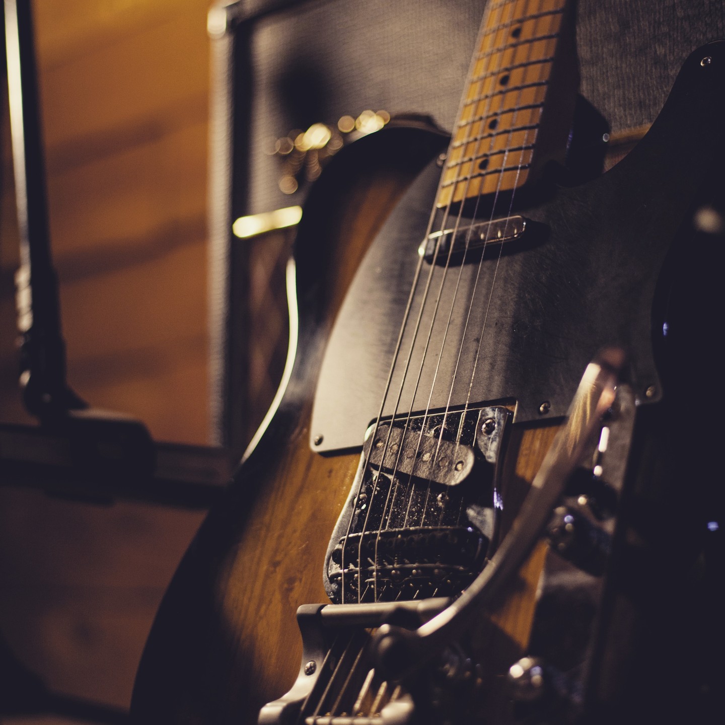 Playing tonight at Mash in Ann Arbor! 10PM
photo credit: Giancarlo Duarte https://unsplash.com/@giancarloduarte
#annarbor #livemusic #hendrix #blues