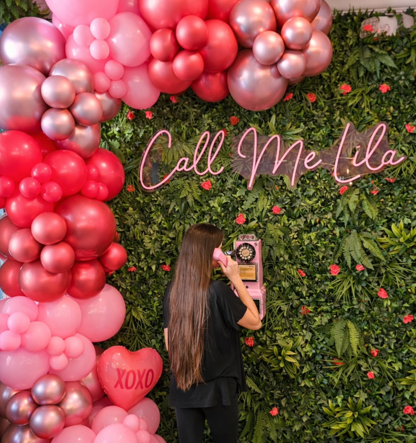 Roses are red, balloons are cute… Valentine’s celebrations are better with a little POP of love 💕🎈