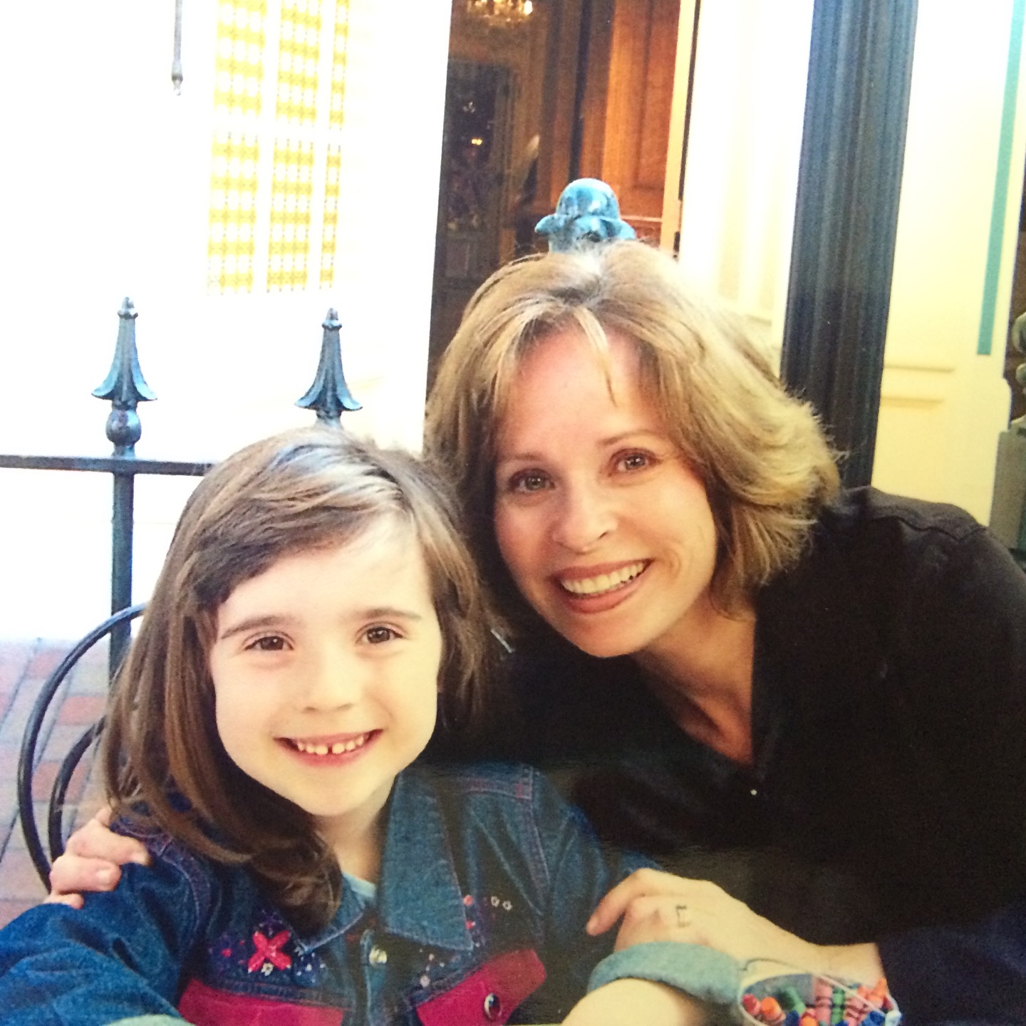 Happy birthday to the best mom in the world! I love you! 💕