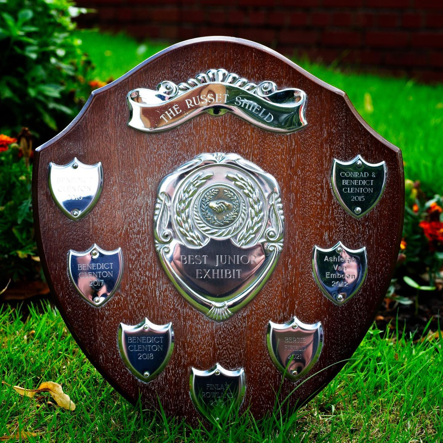 It’s that time of year again. As we all get ready for the Village show, the committee have been busy getting things ready, collecting and polishing trophies…….but who will win this year?!
If you haven’t entered yet there is still time, get online and check out the classes!
#villageshow #summer #garden #vegetables #tomatoes #greenbeans #weaverham #actonbridge #actonbridgecommunity