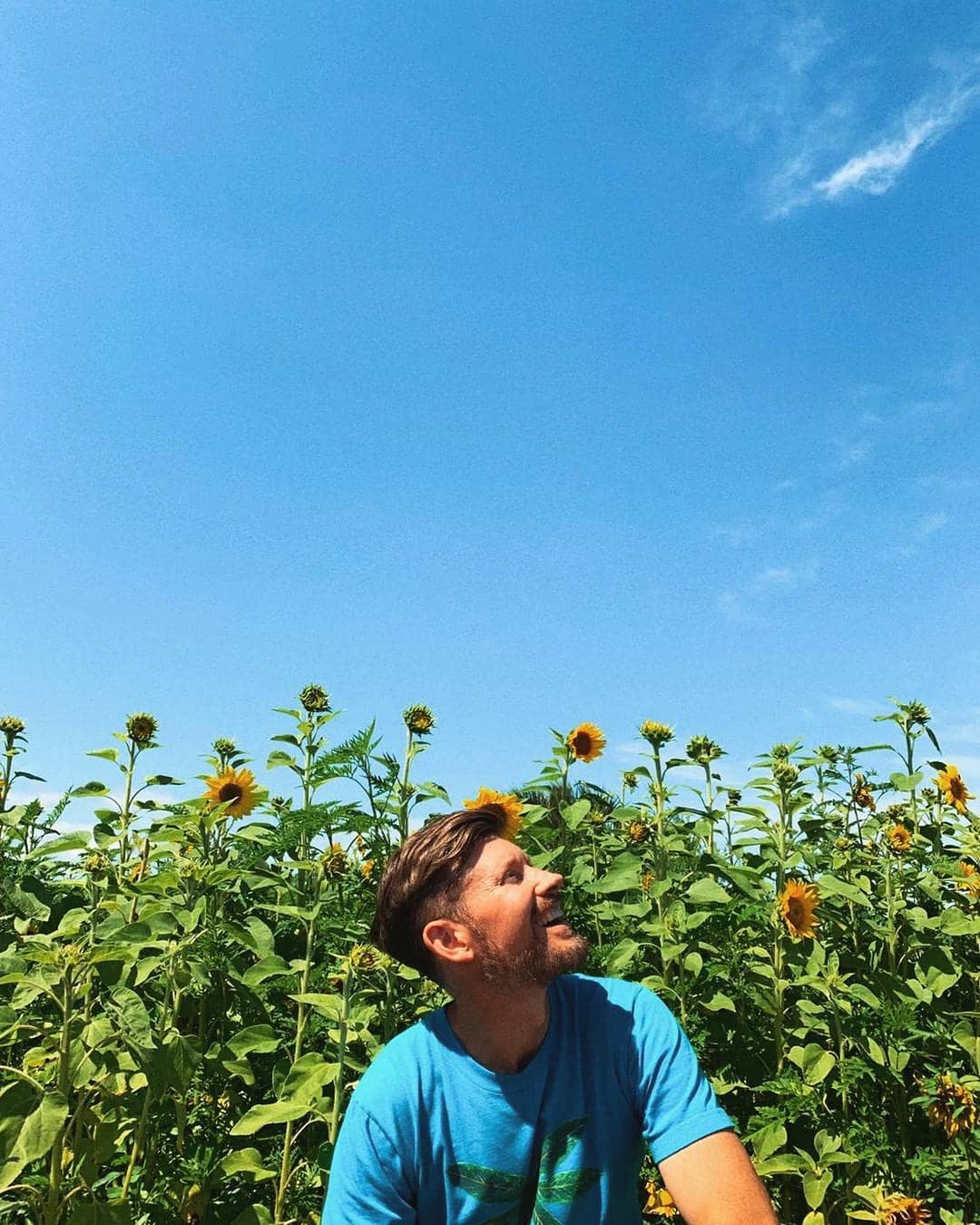 Learning that it’s ok to take a pause from my garden, from my commitments, and from my work, to take care of myself and enjoy the beauty around me. 🌻#selfcaresunday