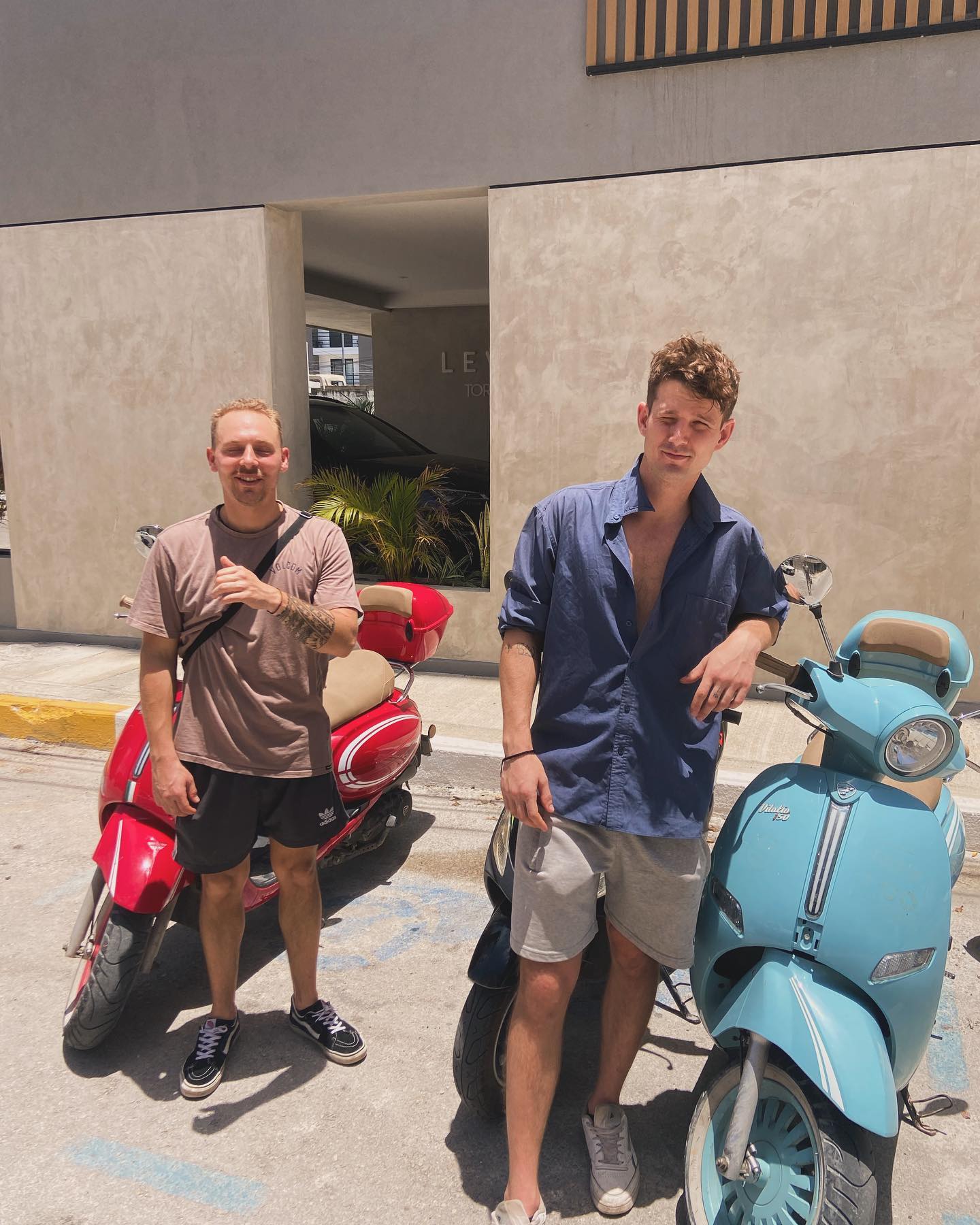 🌴🛵 Explore Playa del Carmen with Coco Motos! 🛵🌴
Looking for the best way to discover the magic of the Riviera Maya? Look no further! At Coco Motos, we offer top-notch scooter rentals that let you explore Playa del Carmen, Tulum, and Puerto Morelos with total freedom and flexibility. 🌞🌊
Why Coco Motos?
✨ Flexible Rental Options: Choose from daily, weekly, or monthly rentals to suit your travel plans.
✨ Convenient Delivery: We deliver your scooter right to your doorstep, so you can start your adventure hassle-free.
✨ All-Inclusive Packages: Enjoy advanced insurance, 2 helmets, a raincoat, and USB chargers with every rental.
Picture yourself riding along the coast, uncovering hidden gems, vibrant markets, and stunning beaches, all at your own pace. With Coco Motos, your Riviera Maya adventure is waiting! 🚀🌟
#CocoMotos #ScooterRental #PlayaDelCarmen #Tulum #PuertoMorelos #ExploreRivieraMaya #TravelMexico #ScooterAdventure #RideWithUs
📲 Book your scooter today and get ready to ride in style!