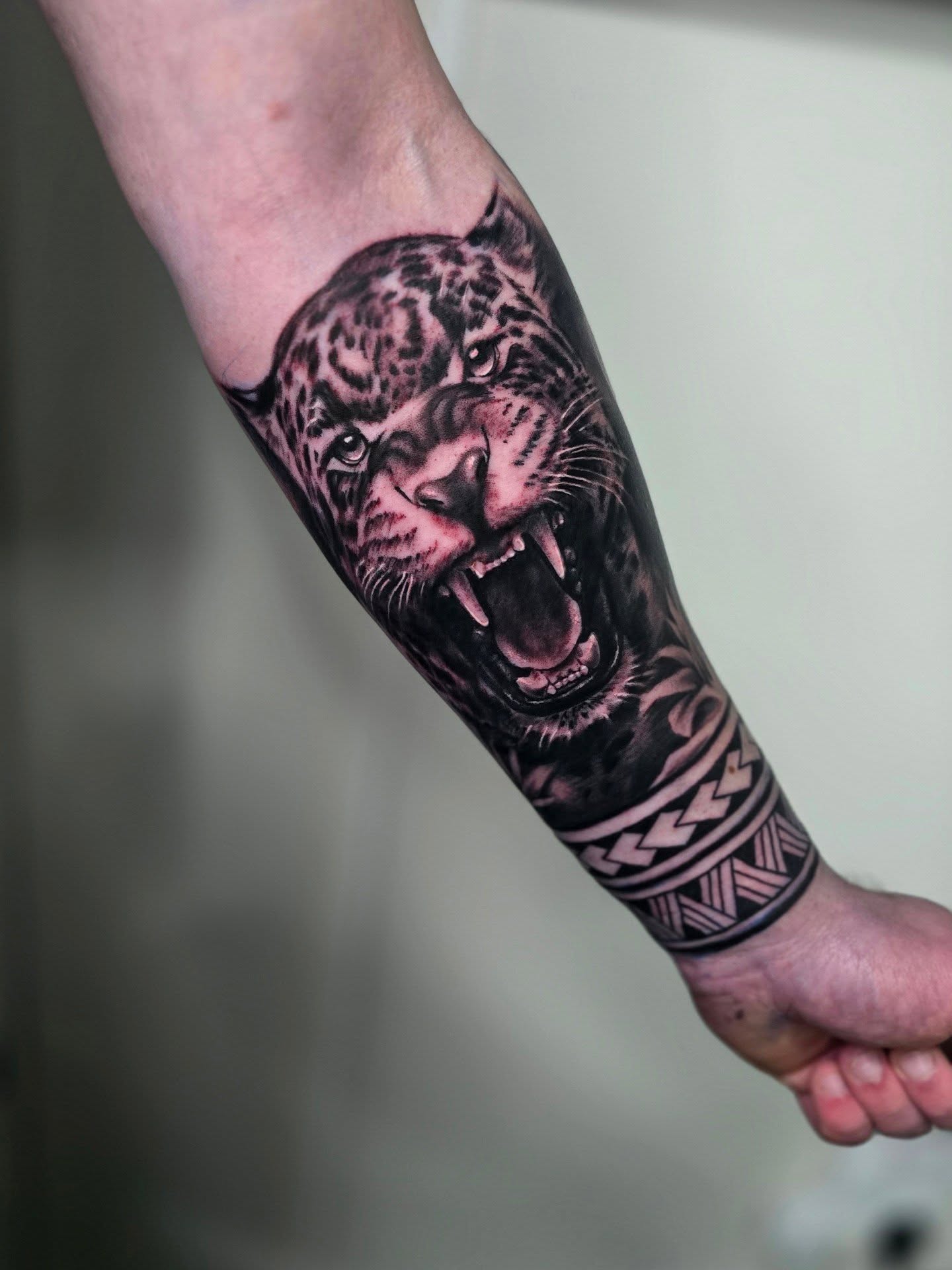 JAGUAR
Always love tattooing a big cat or any animal tbf!
📍Bury St Eds, Suffolk
#tattoo #jaguar #portrait #tattooartist #tattoostudio