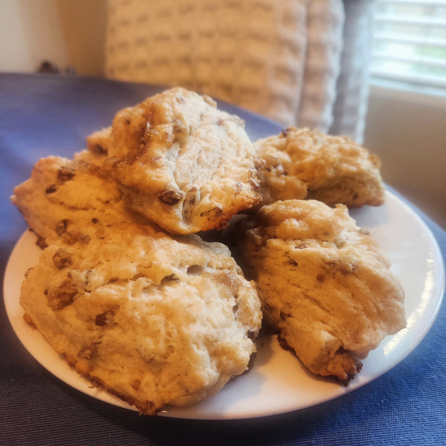 I made these maple pecan scones from scratch!! #maplepecan #scone #dessert #dessertgift