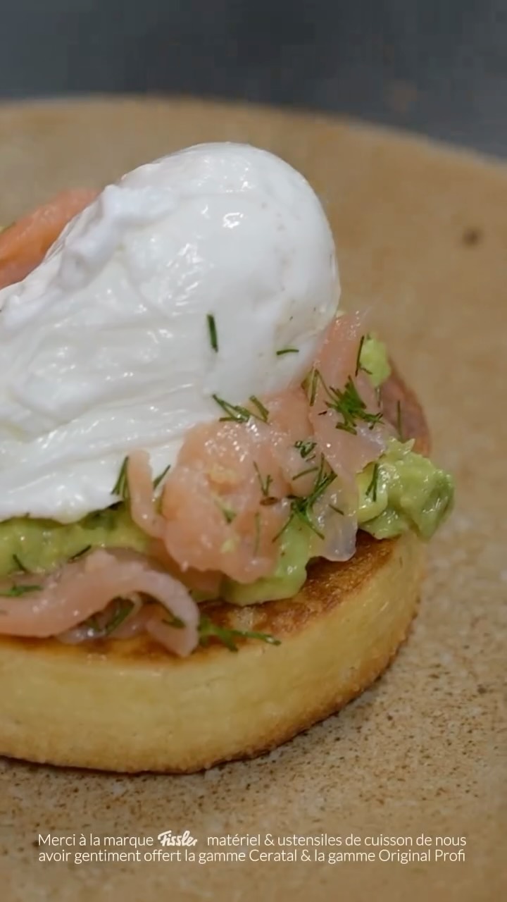 ▶️ L’épisode 3 @table_de_vies by @sweet_and_salted est en ligne !!!
📍Pour ce nouvel épisode on accueille @yanngalut2 actuellement maire de la @villedebourges mais pas seulement…
On a découvert un gourmand de la vie & de sa ville 🏘️!
🎉 Bref, encore un délicieux moment partagé avec une personne dont on entend parlé régulièrement mais qu’on ne connaît pas vraiment, c’est ça @table_de_vies des rencontres autour d’une table & c’est là aussi que notre première rencontre a commencé!
& vous, avez-vous passé un bon moment ? 🙌🏽Saviez-vous tout ce qui a été partagé ? 🤗
♥️Un grand merci à @fissler_france de nous avoir équipé de la gamme Ceratal & Original Profile Collection pour réaliser cette recette & les nombreuses autres à venir, c’est vraiment un plaisir de cuisiner avec ces poêles de super qualité! 🍳
& toujours @delitdinfluence derrière la caméra & au montage @mahe.gnd 📹🫶🏽
N’hésitez pas à vous abonnez, partagez, commentez… car ce podcast est le vôtre ! 💝
#podcast #sweetandsaltedbourges #tabledevies #foodcast #hellobourges
🎙️ Épisode disponible sur @youtube @spotifyfrance @deezerfr @applepodcasts @amazonmusicfr @podcastaddict