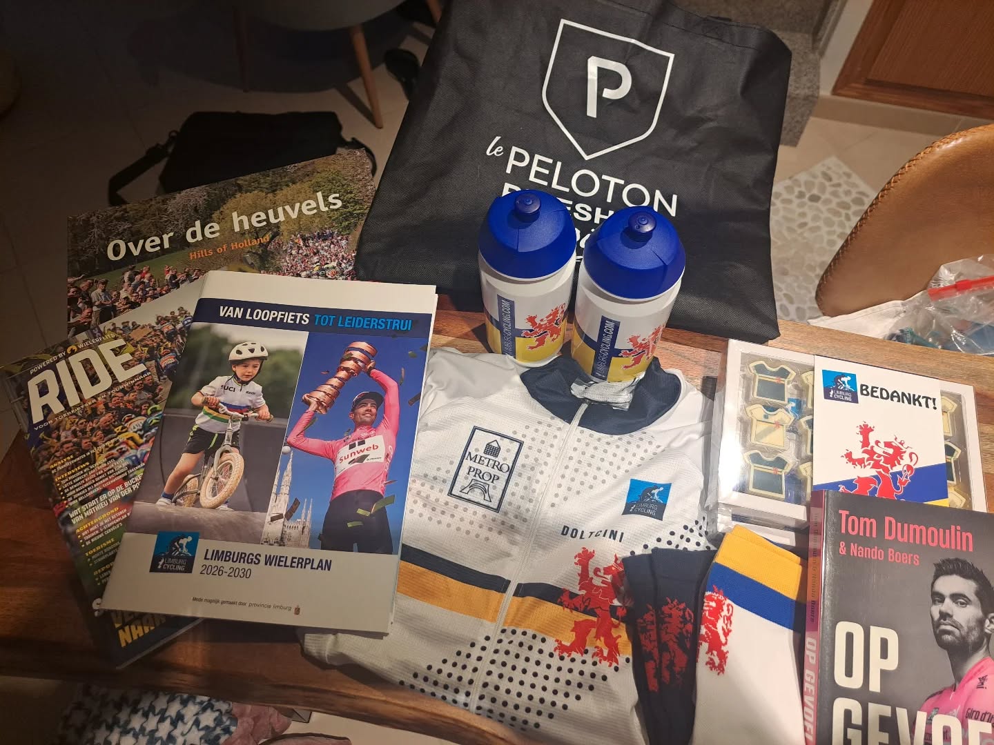 Laatste avond samen met het geweldige team van @limburgcycling.
Wat hebben we genoten en gelachen.
#businesspeloton #limburg #limburgcycling #costablanca #cyclinglife