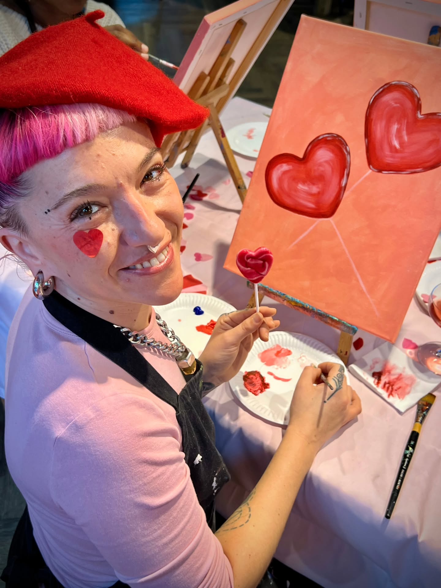 Celebrate love with us 💝
Whether that's with your date, friends, family or yourself 🎨💘
#valentinesdaylondon #sipandpaintlondon #londonhotspots #artplay #artplaylondon