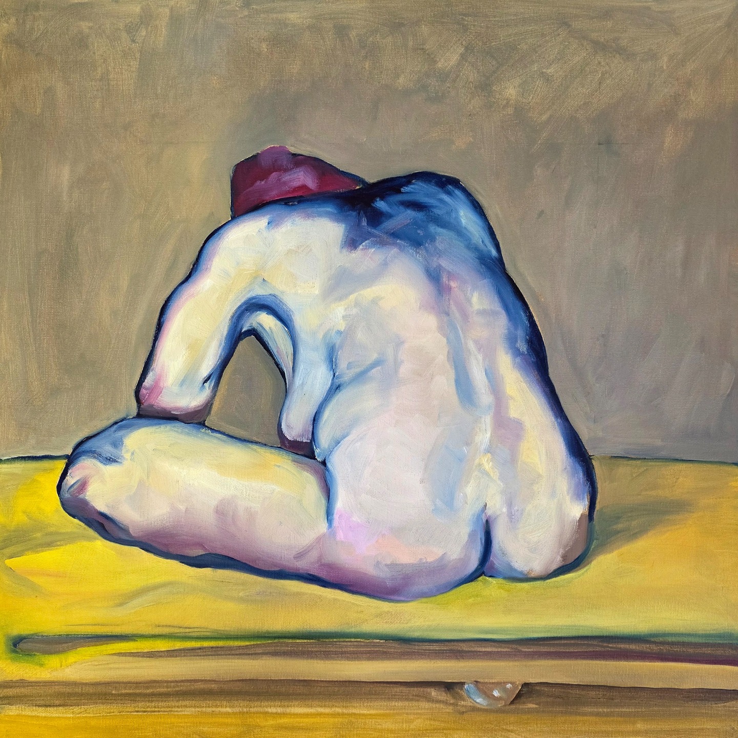 A joyous but exhausting 6 hours in life studies yesterday. I'm starting to find my way in oils working from life and I have to admire and thank the experienced and forbearing model who stuck this difficult pose out for the whole afternoon, so we could echo the working method of Euan Uglow.
The second sketch is five minutes of dynamism in soluble graphite that I really enjoyed getting to grips with.
The human body is a glorious thing.
#lifestudies #euanuglow #dynamicbodies #oilpaint #solublegraphite #aberystwythschoolofart #uniorbust #stripeyhoundart #strongshadow