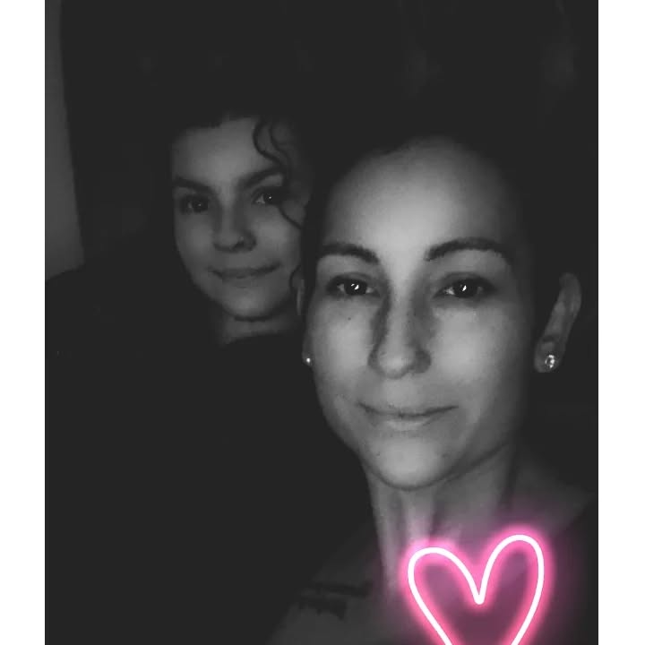 So good to be home and have my princess back after a 4 day stint in hospital with neutropenic sepsis.
Srill 2 more chemos to go as I was too unwell to have it 😭 however not long to go regardless.
#neutropenicsepsis #neutropenic #hospitalstay #chemoaffects #onthemend #sogladmyprincessishome