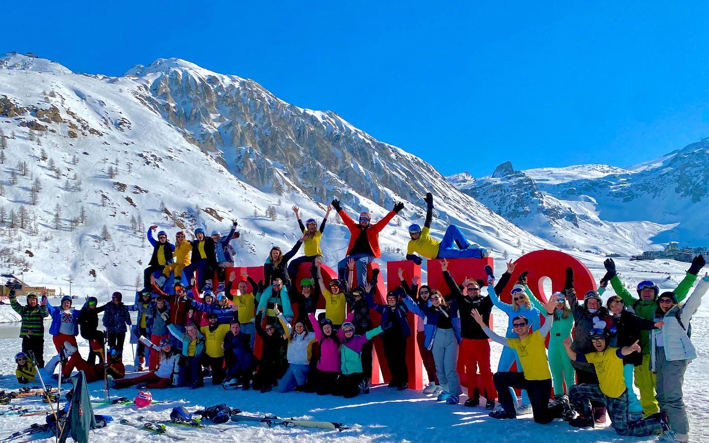 L E T S G O 2 0 2 3 • Getting très excited about what next year has in store as planning goes on. Super excited for the 2023 SHAC Ski Adventure too, hurry up already! ❄️⛷🏂🍺☀️😎 #BetterTogether
•
•
•
•
•
•
•
•
•
•
•
•
•
•
•
•
#skiadventure #skitrip #skiholiday #squadgoals #goodtimes #throwback #views #snow #sunshine #bluebird #blueskies #ski #skiing #snowboarding #apres #apresski #bristolski #bristolskiing #skibristol #snowboardingbristol #bristolsocial #bristoladventureclub #bristolsocialclub #socialclubbristol #holibobs #epiccrew #squadphoto #bristol #bristollife
