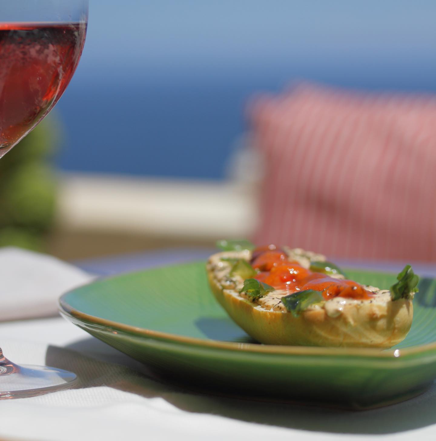 Omaggio a Porto Badisco: Baguette ai ricci di mare. #summer #vibes #luxury #santacesareaterme #otranto #restaurant #italy #puglia #fashion #salento #travel #love #lecce #style #sea #luxurylifestyle #apulia #instagood #lifestyle #gallipoli #design #beautiful #mare #estate #photooftheday #italia #photography #weareinpuglia #madeinitaly #chefcristinaconte