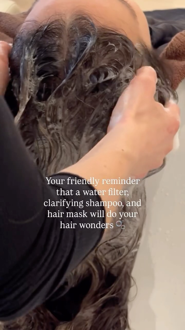 Reminder to do these three things weekly to optimize your hair health. 🫧 🧴 💆🏼♀️
#bostonma #hairinspo #behindthechair #hairgoals