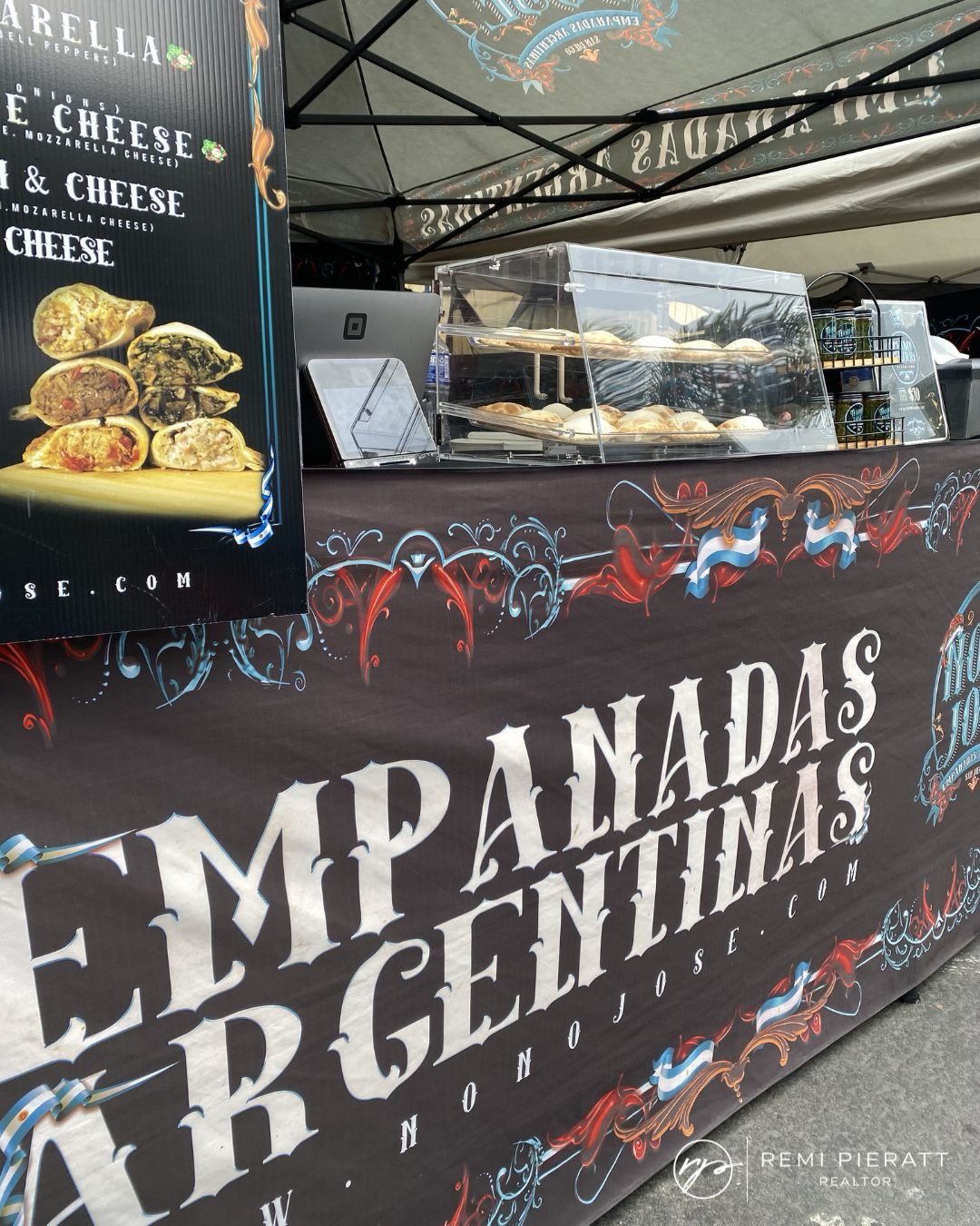 Reminder ✨ Tomorrow is the Little Italy Farmers Market (Wednesday Mercato) from 9:30AM–1:30PM!
This growing midweek market now spans 3 blocks from Kettner Blvd to State Street, featuring many of your Saturday favorites plus vendors unique to Wednesdays. Stroll through Piazza della Famiglia and the surrounding streets to find local farmers offering fresh produce, eggs, honey, and flowers, along with artisan foods, crafts, and art from talented local makers.
Farmers markets keep farmers farming 🌿
Mangia Bene. Eat well. Be well.
Don’t miss the empanadas (trust me 👏). And for my pickle lovers, I found a vendor that’s quickly become a favorite. You HAVE to try the spicy ones.
Living near places like this is what makes San Diego special, walkable neighborhoods, fresh food, and community energy all in one place.
Thinking about making Little Italy (or anywhere in San Diego) home? Let’s talk.
📞 Remi Pieratt 619.972.7364
🖋 Compass | DRE 01764378
✉ remi.pieratt@compass.com
#LittleItalySD #SanDiegoLiving #FarmersMarketFinds #SupportLocalSD