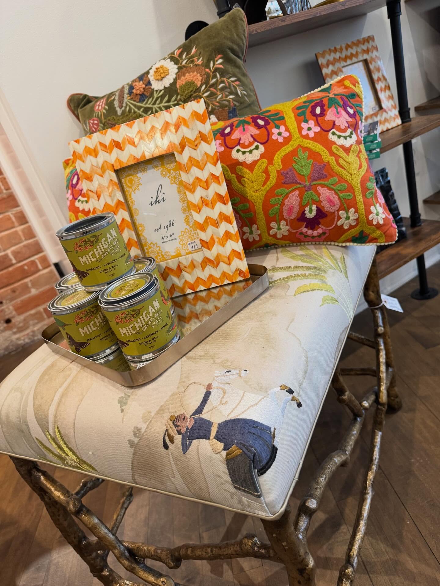 ✨ Studio Open Thursday 12–4 ✨
The doors are open and it’s the perfect time for a little seasonal refresh.
Stop by the studio this Thursday from 12–4 to layer in new accessories, fresh pillows, and those finishing touches that instantly welcome a new season into your home. 🌿
Sometimes it’s not a full redesign — it’s a thoughtful swap of texture, pattern, and color that transforms the entire room.
Let’s refresh your space together.
📍 Abigail Hayden Interiors & Design
Michigan City, IN
#AbigailHaydenInteriors #MichiganCityIN #LakeMichiganLiving #StudioOpen #SeasonalRefresh